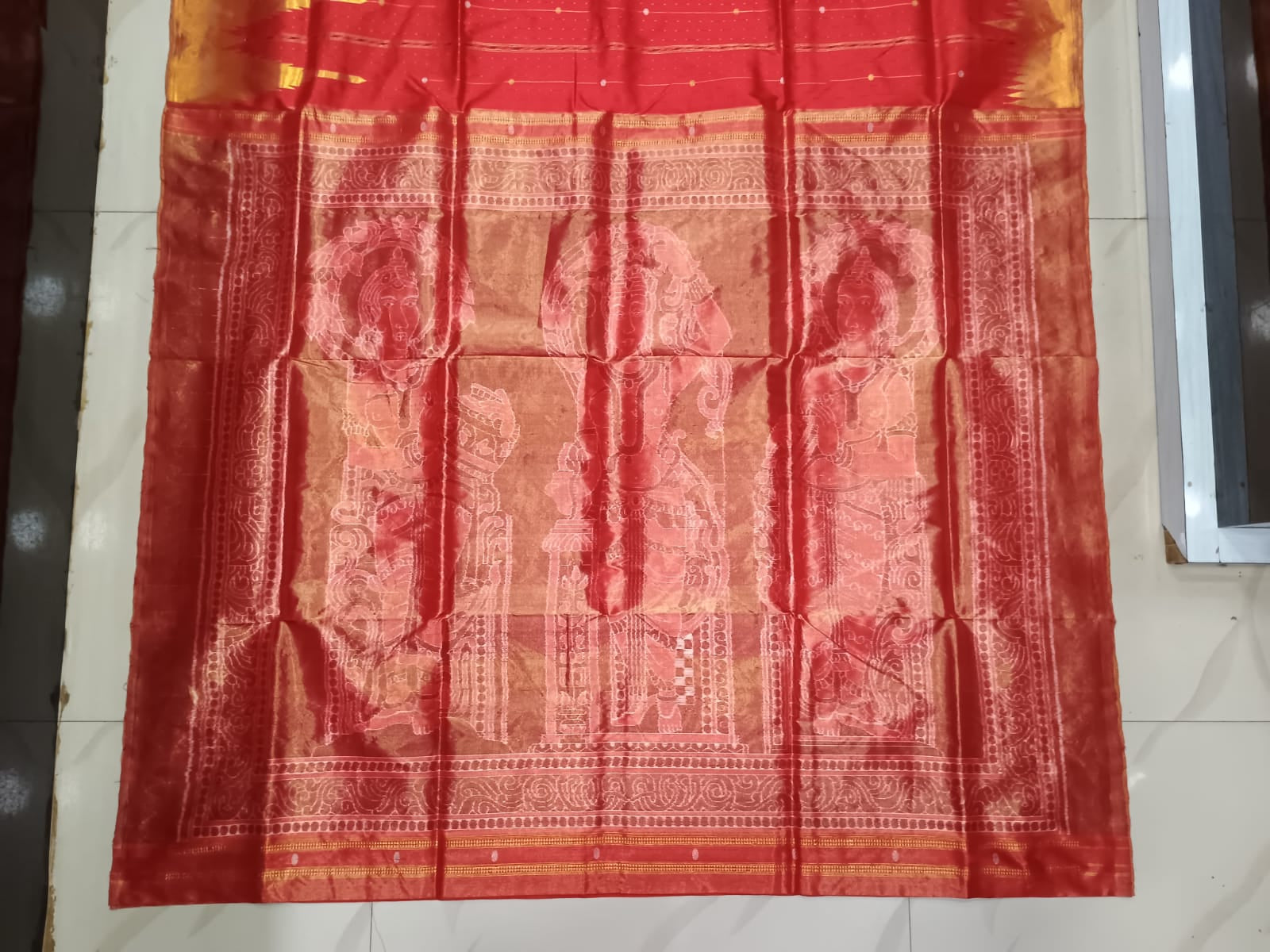 Red Golden Body Buti Phoda Kumbha Half Tissue Sambalpuri Silk Saree