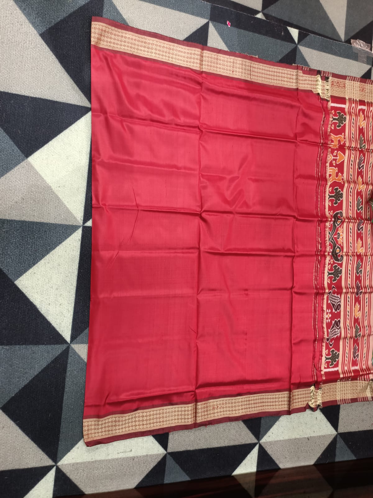 Green Maroon Tree Design Mulberry Silk Saree