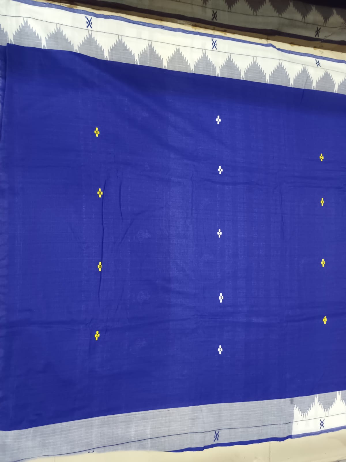 Blue White Plain Kumbha Border Odisha Handloom Kotpad Cotton Saree