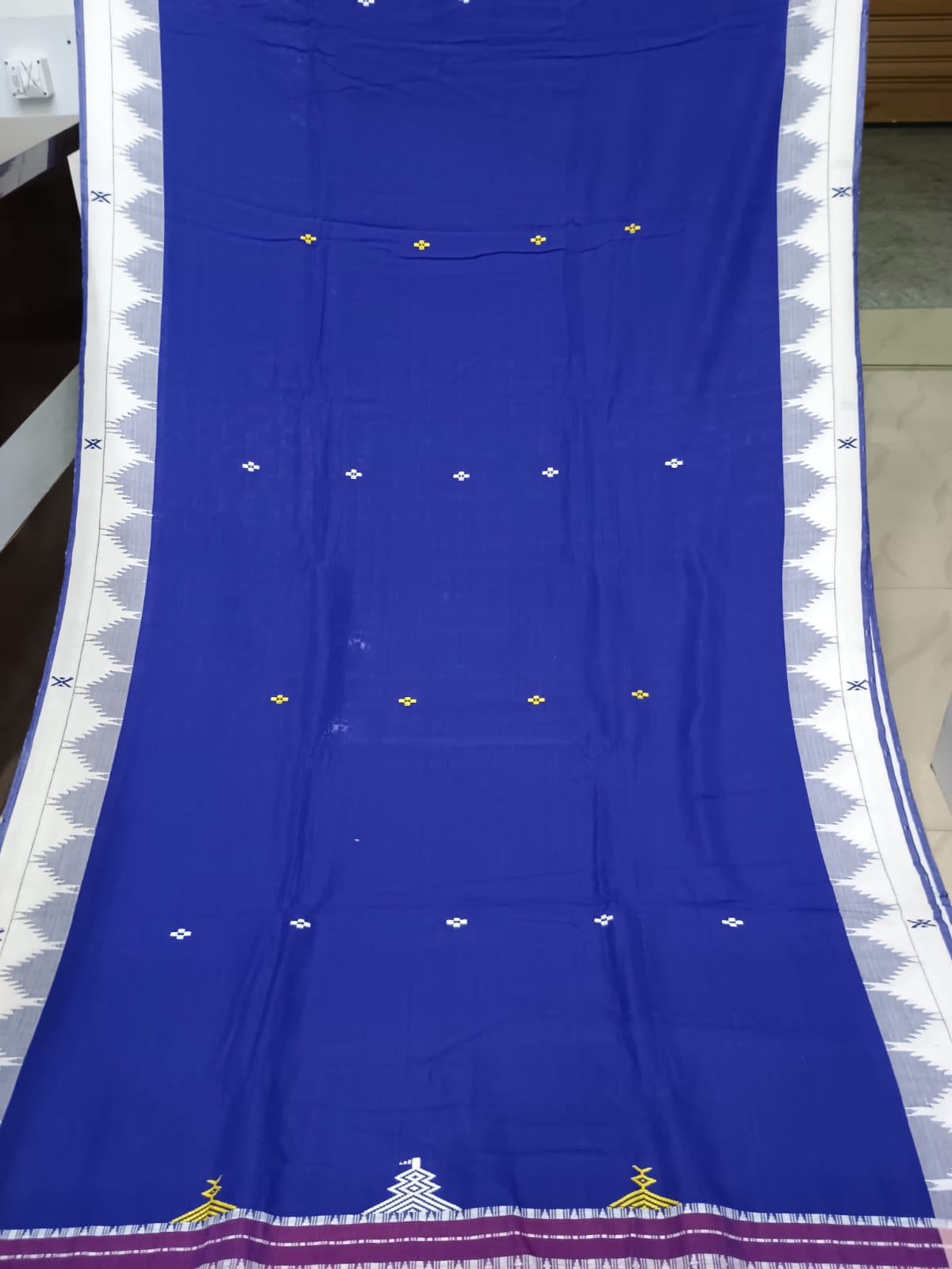 Blue White Plain Kumbha Border Odisha Handloom Kotpad Cotton Saree