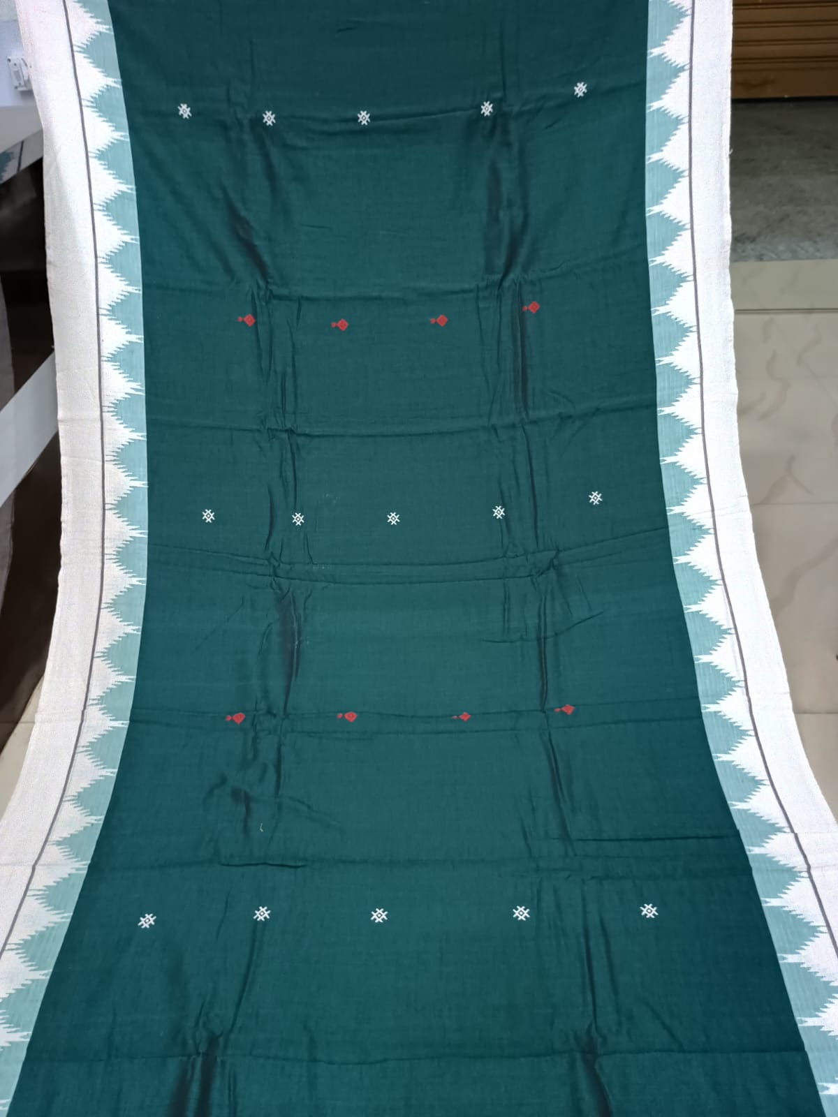 Teal Green White Plain Kumbha Border Odisha Handloom Kotpad Cotton Saree