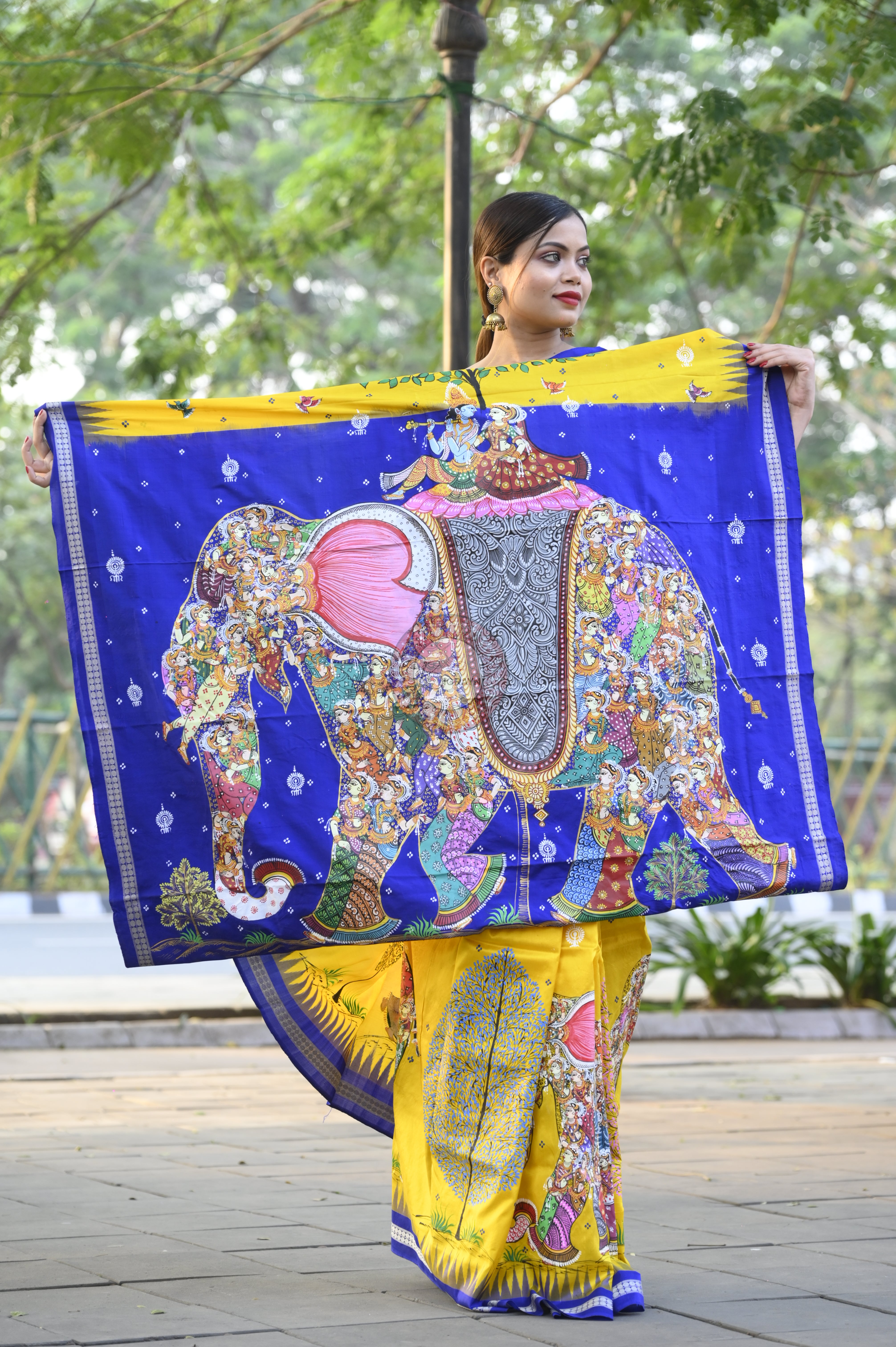 Yellow Blue Full Body 7 Figure Kandarp Hasti Theme Pattachitra Sambalpuri Silk Saree