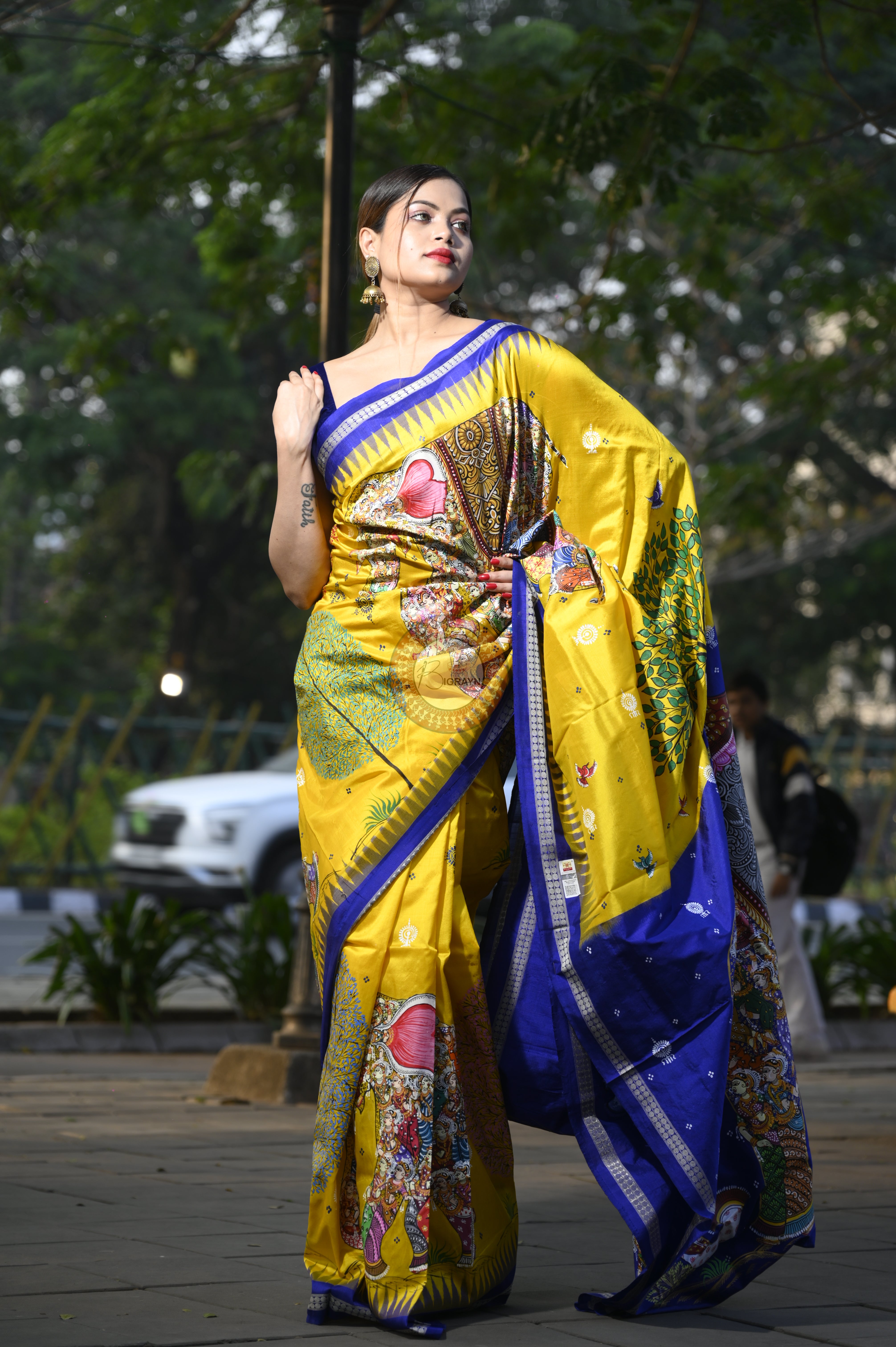 Yellow Blue Full Body 7 Figure Kandarp Hasti Theme Pattachitra Sambalpuri Silk Saree