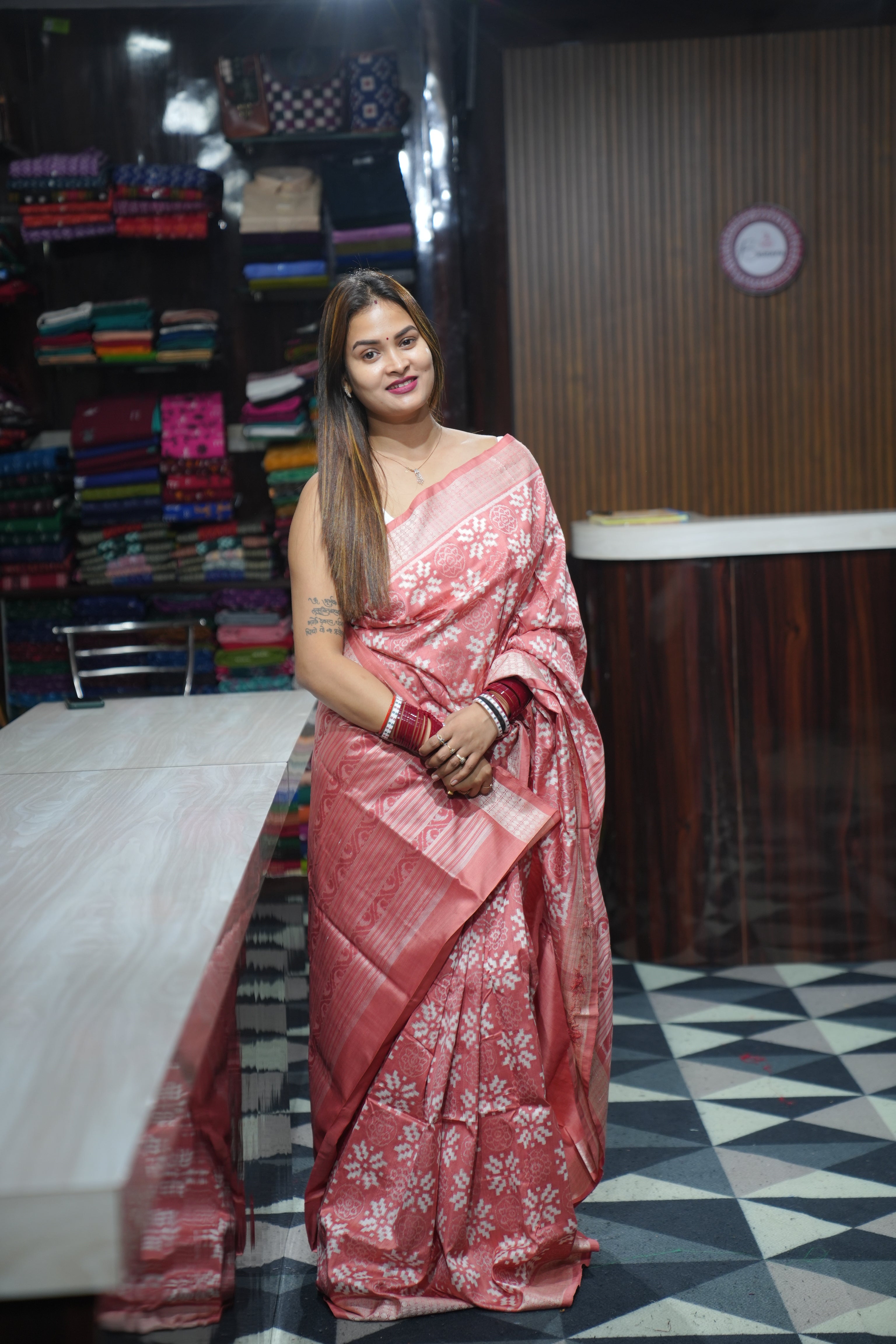 Peach Pink Flower Design Natural Dye Sambalpuri Silk Saree
