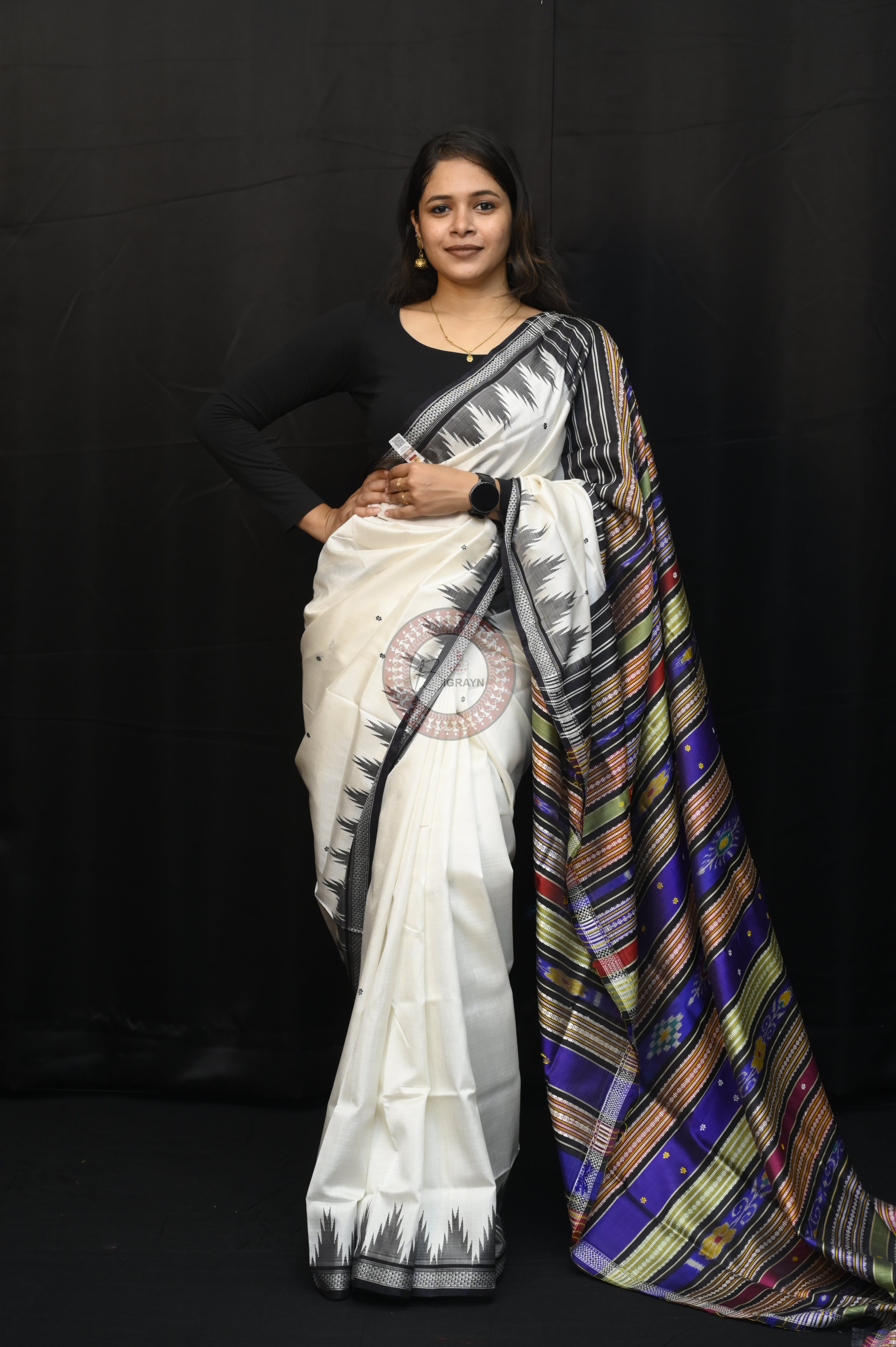 White Black Double Animal Anchal Berhampuri Silk Saree