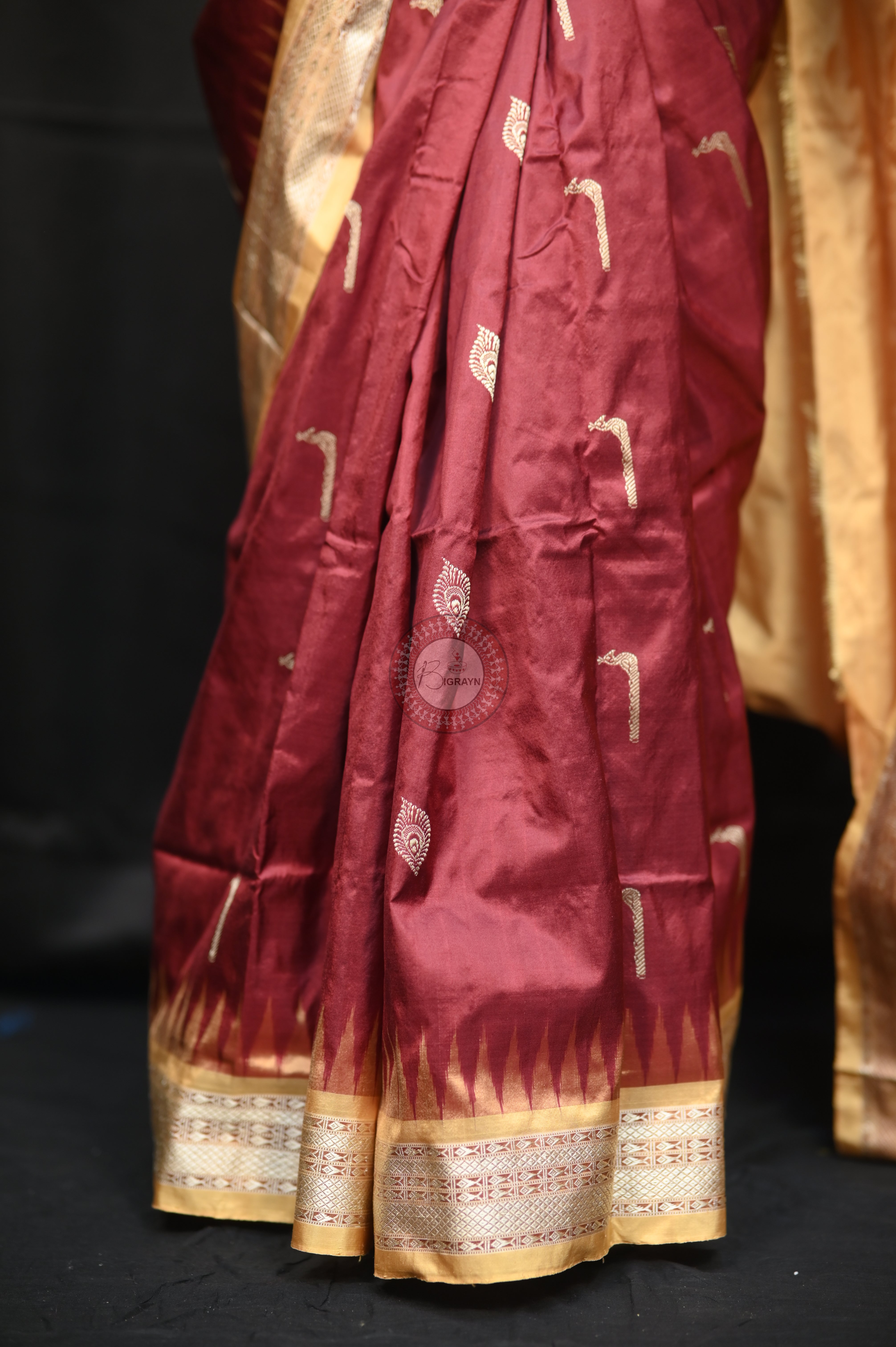 Maroon Golden Rasleela Exclusive Sambalpuri Silk Saree