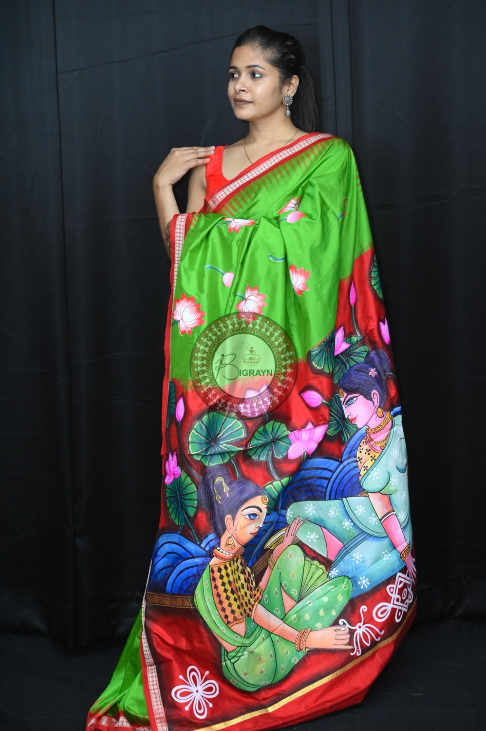 Green Red Manabasa Jhoti Modern Art Silk Saree (Pattachitra)