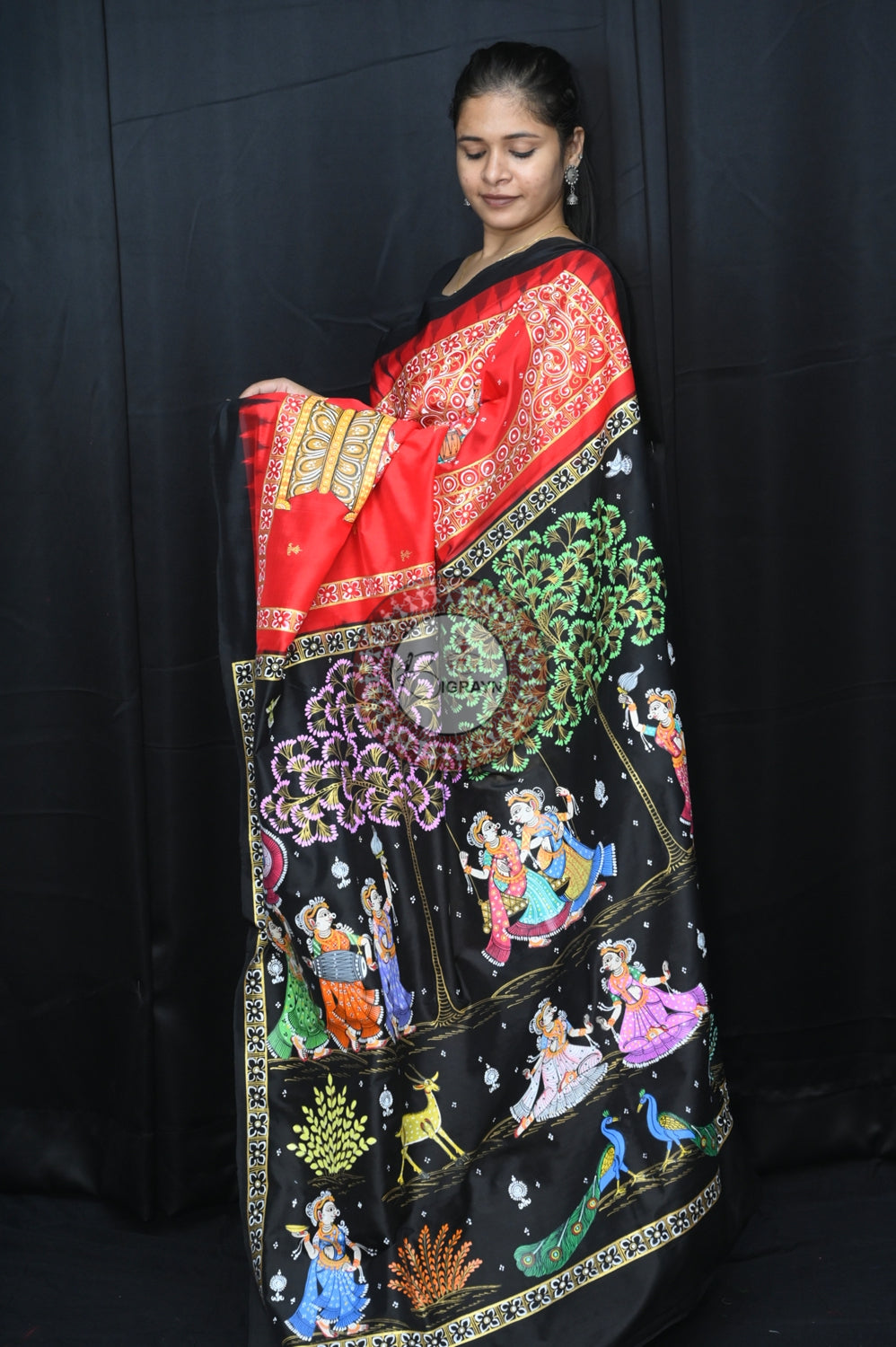 Red Black Big Box Radha Krishna Doli Pattachitra Silk Saree