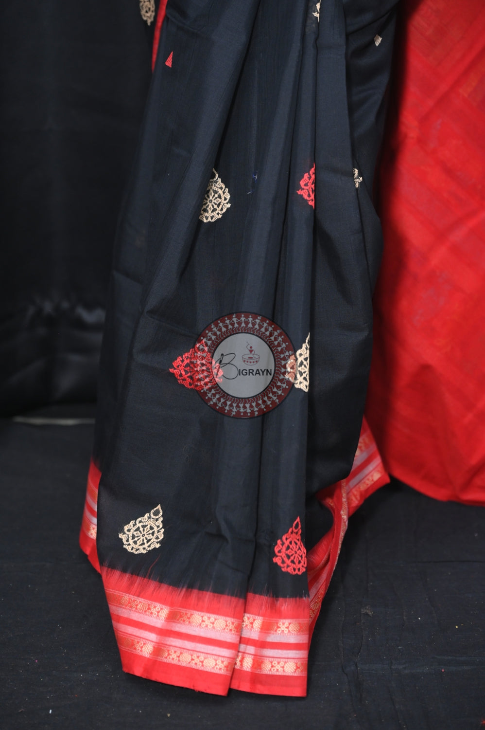 Black Red Sri Mandir Sambalpuri Cotton Saree