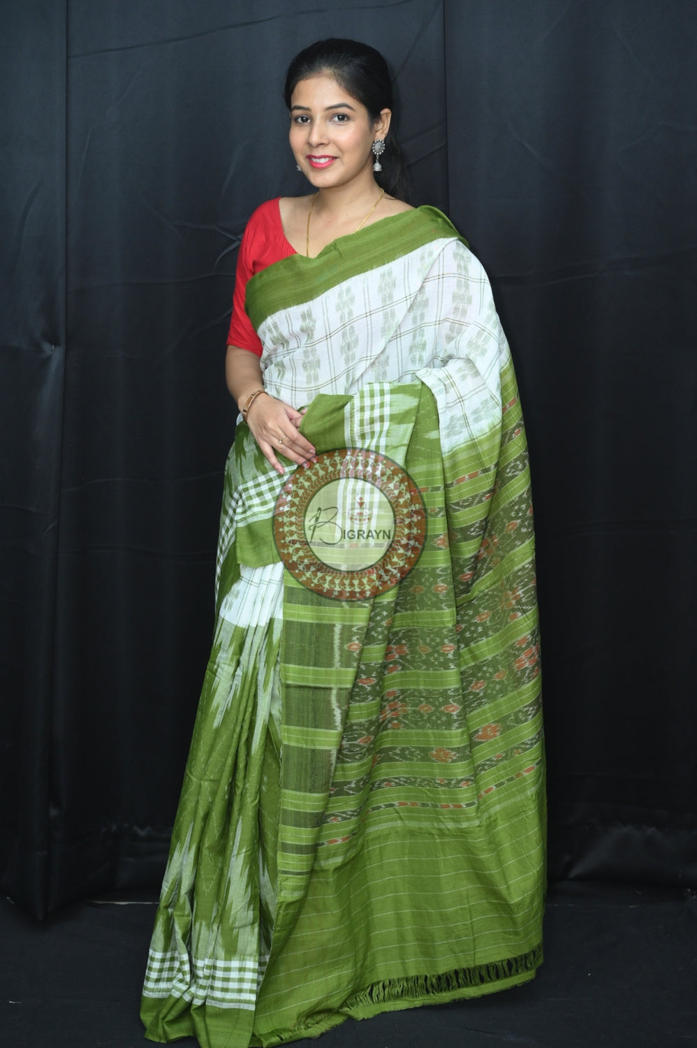 White Mehndi 5D Designer Khandua Cotton Saree
