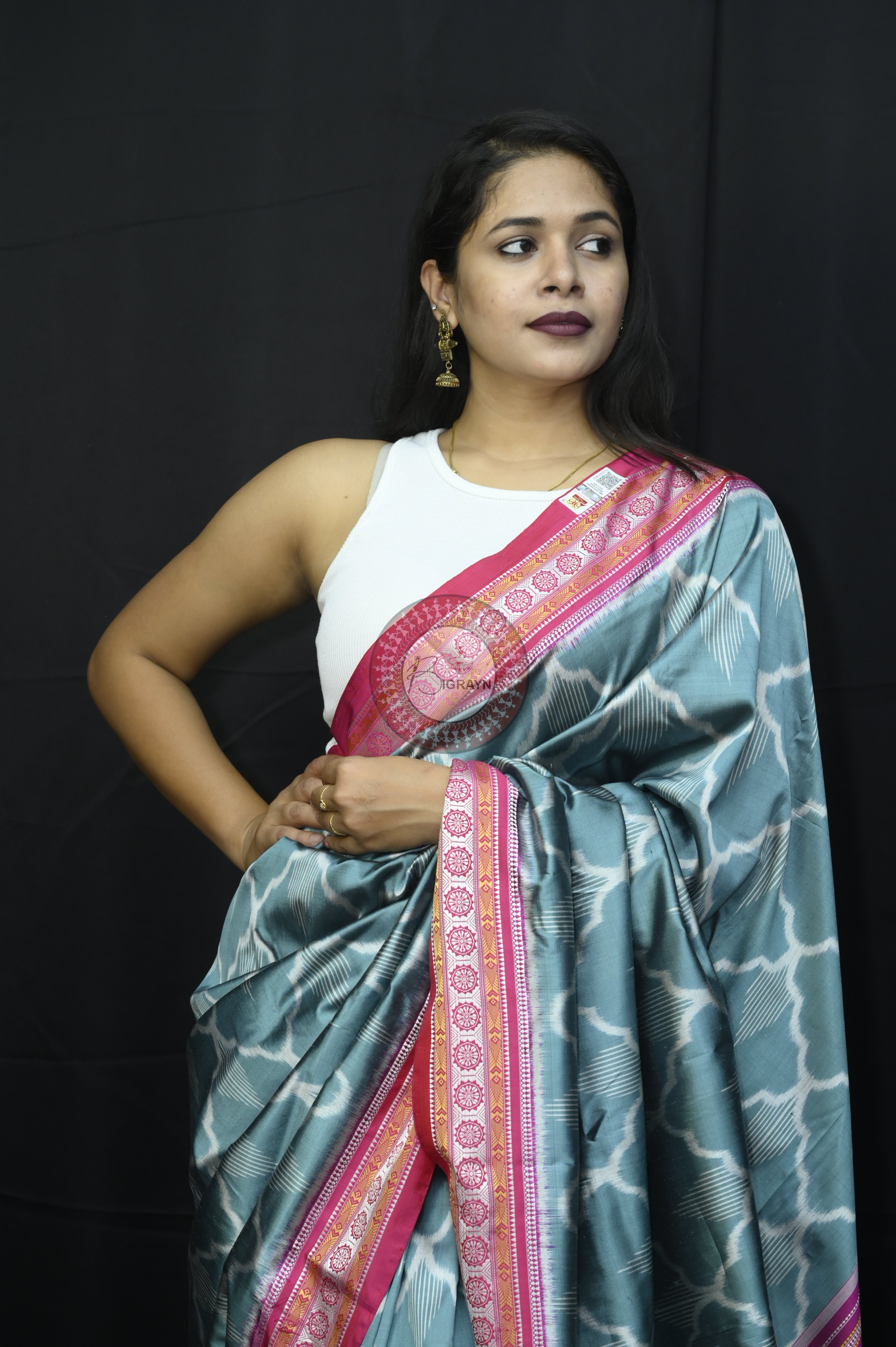 Light Grey Magenta Mulberry Silk Saree