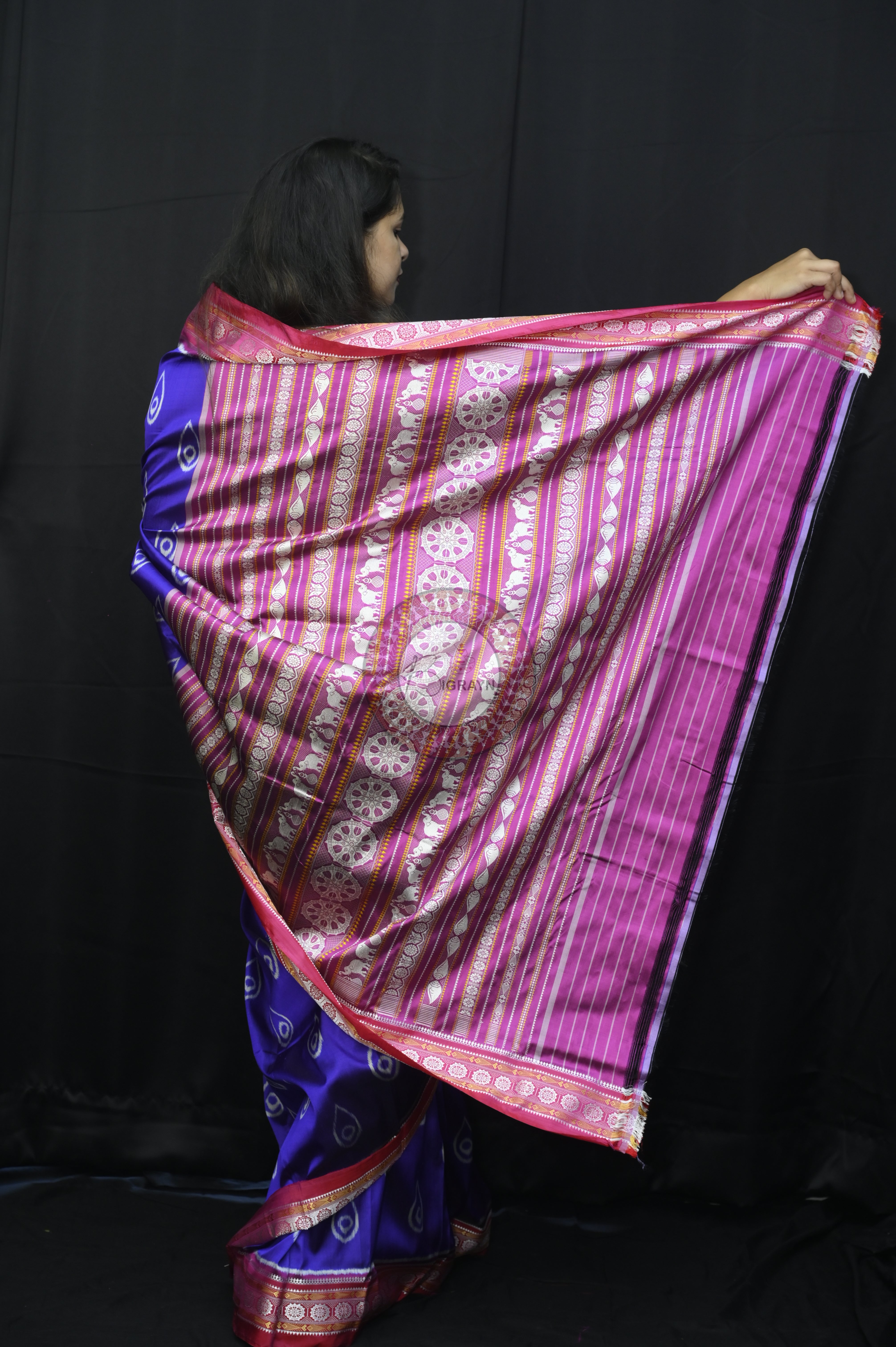 Blue Pink Sankha Mulberry Silk Saree