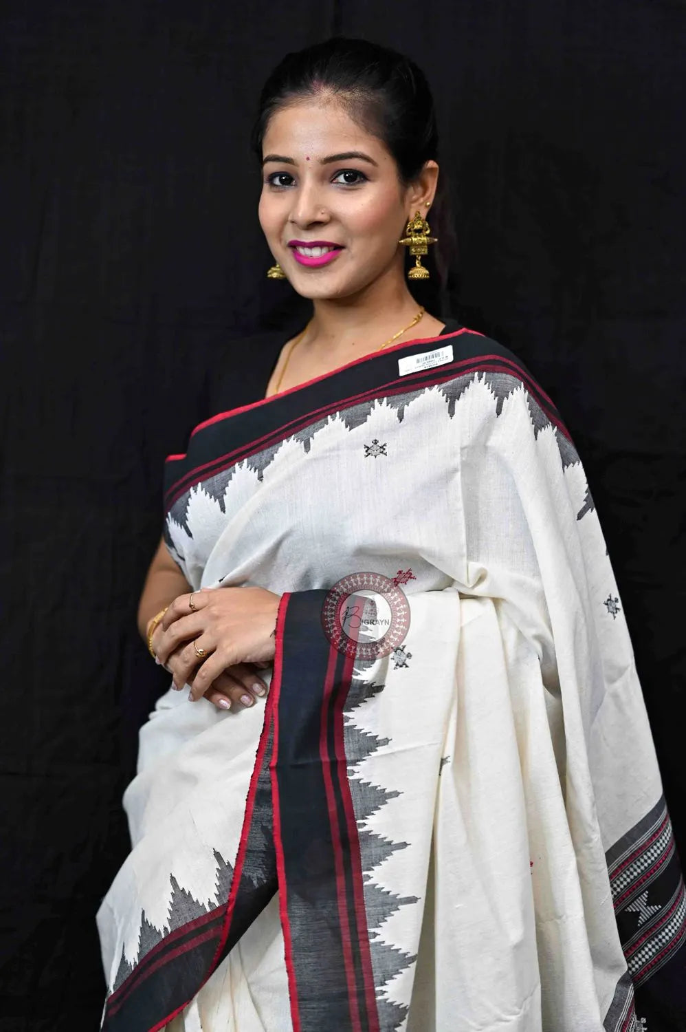 White Black Fish Turtle Kotpad cotton Sarees