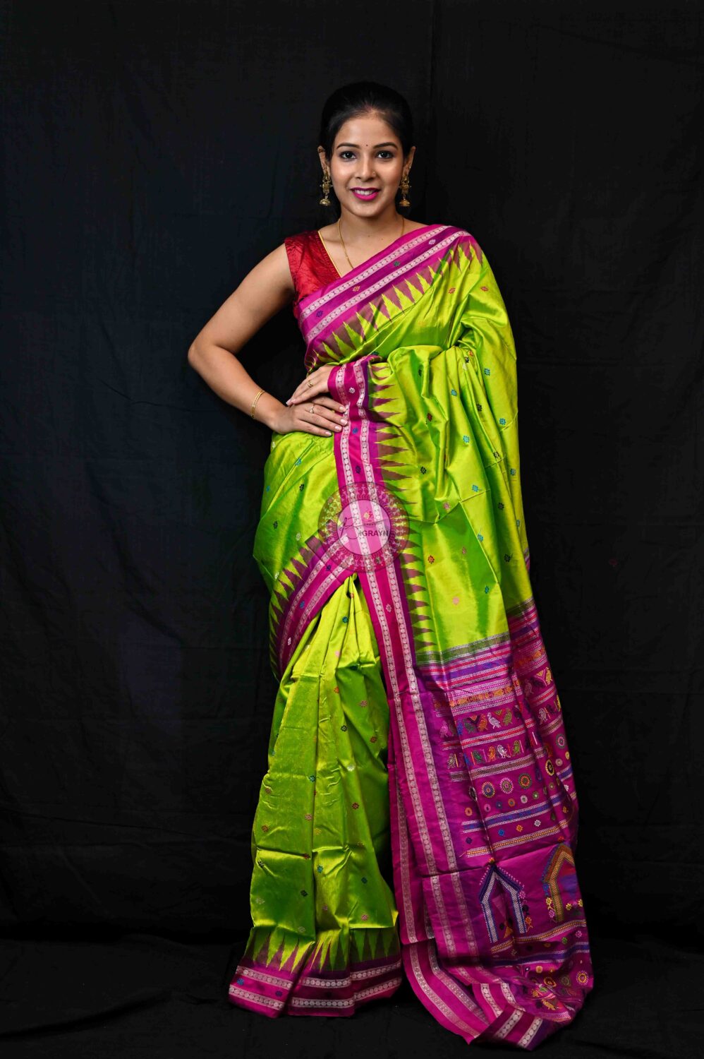 Neon Green Magenta Dolabedi Silk Saree