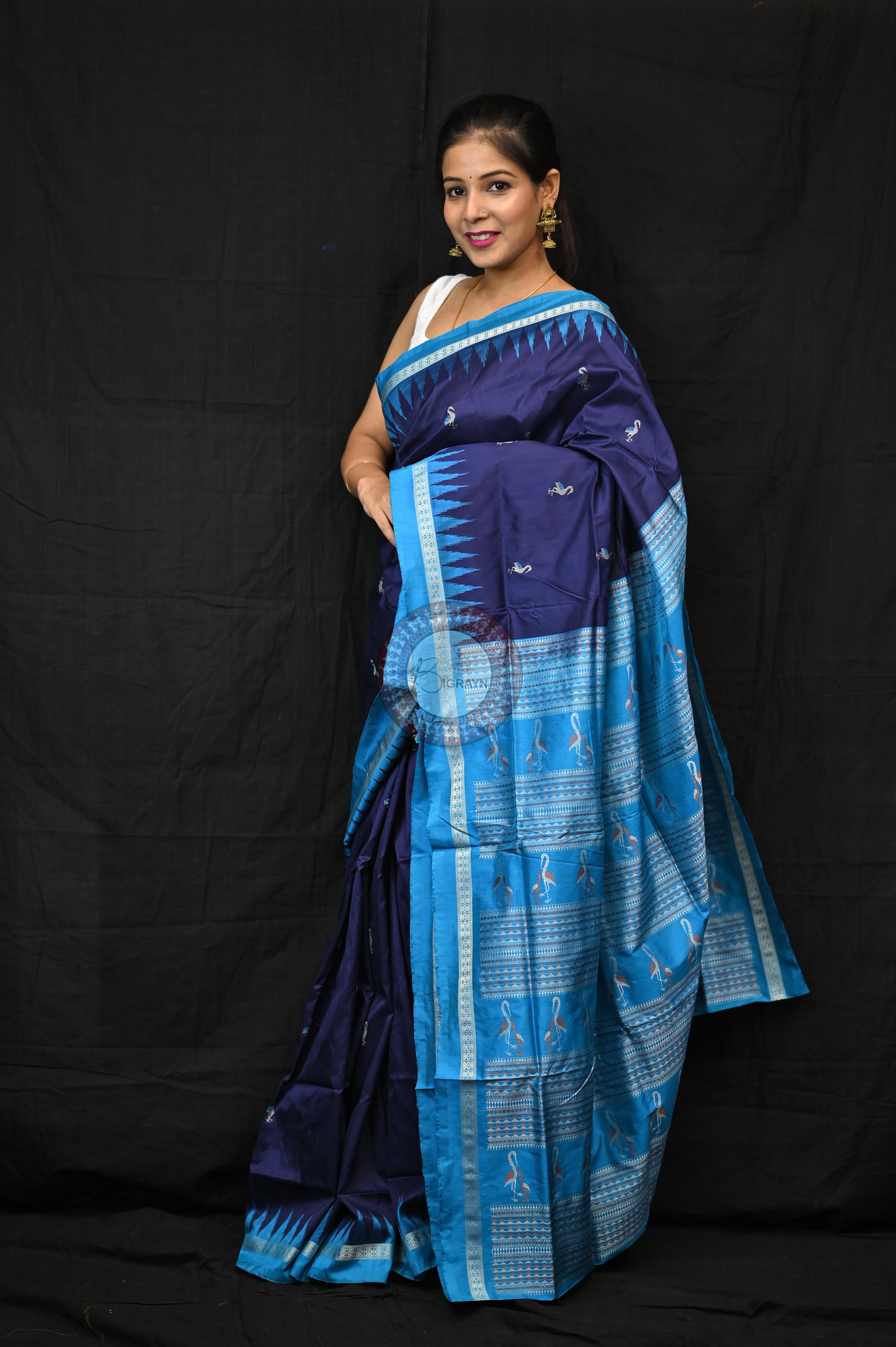 Navy Blue Copper Sulphate Birds Odisha Handloom Bomkai Silk Saree