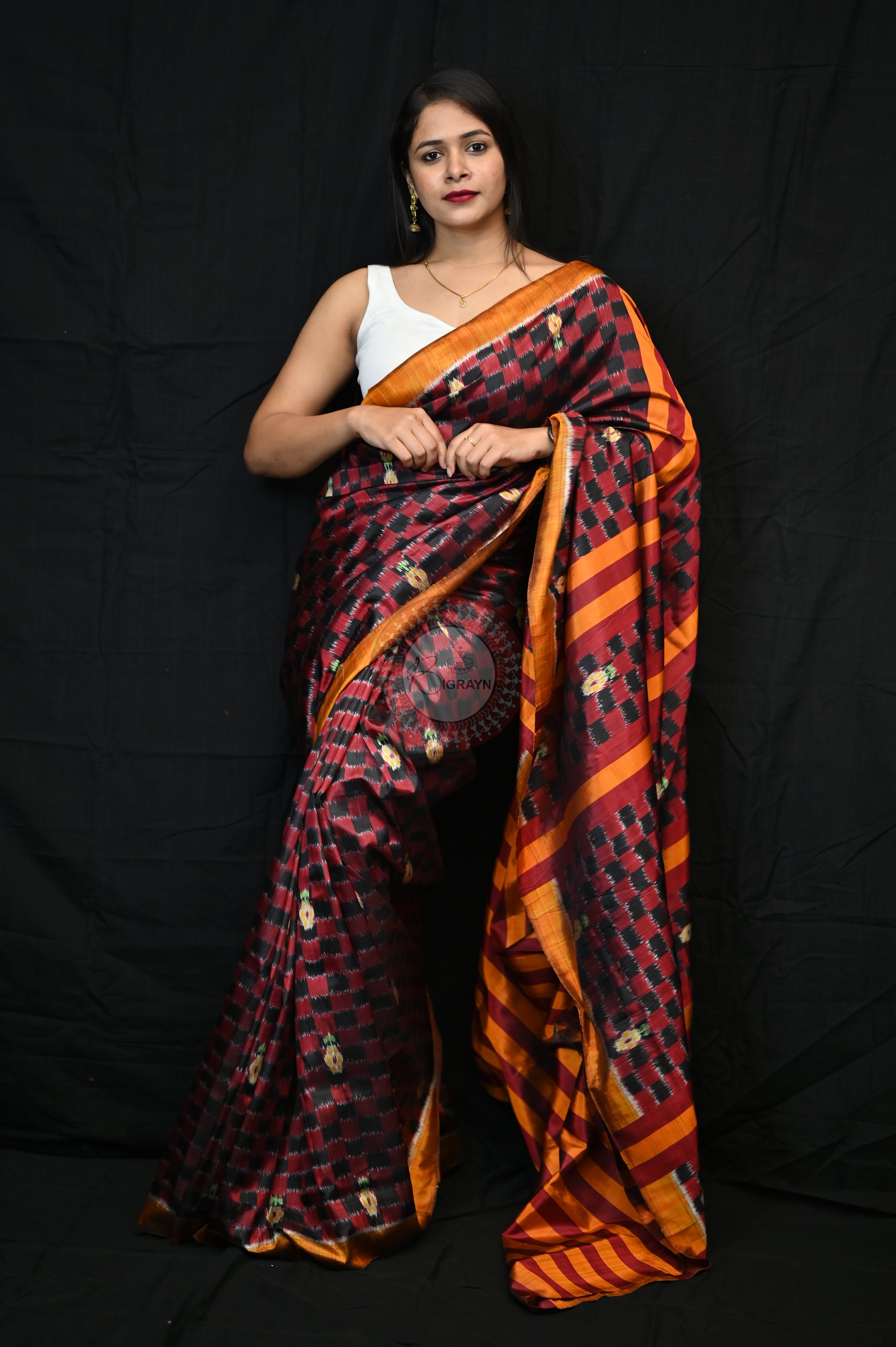 Red Black Squares Flower Mulberry Silk Saree
