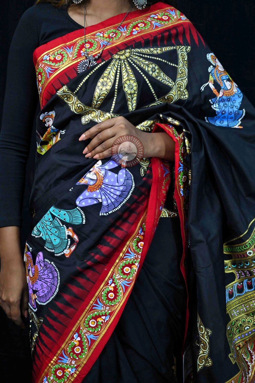 Black Red Konark Temple Nartakis Pattachitra Silk Saree
