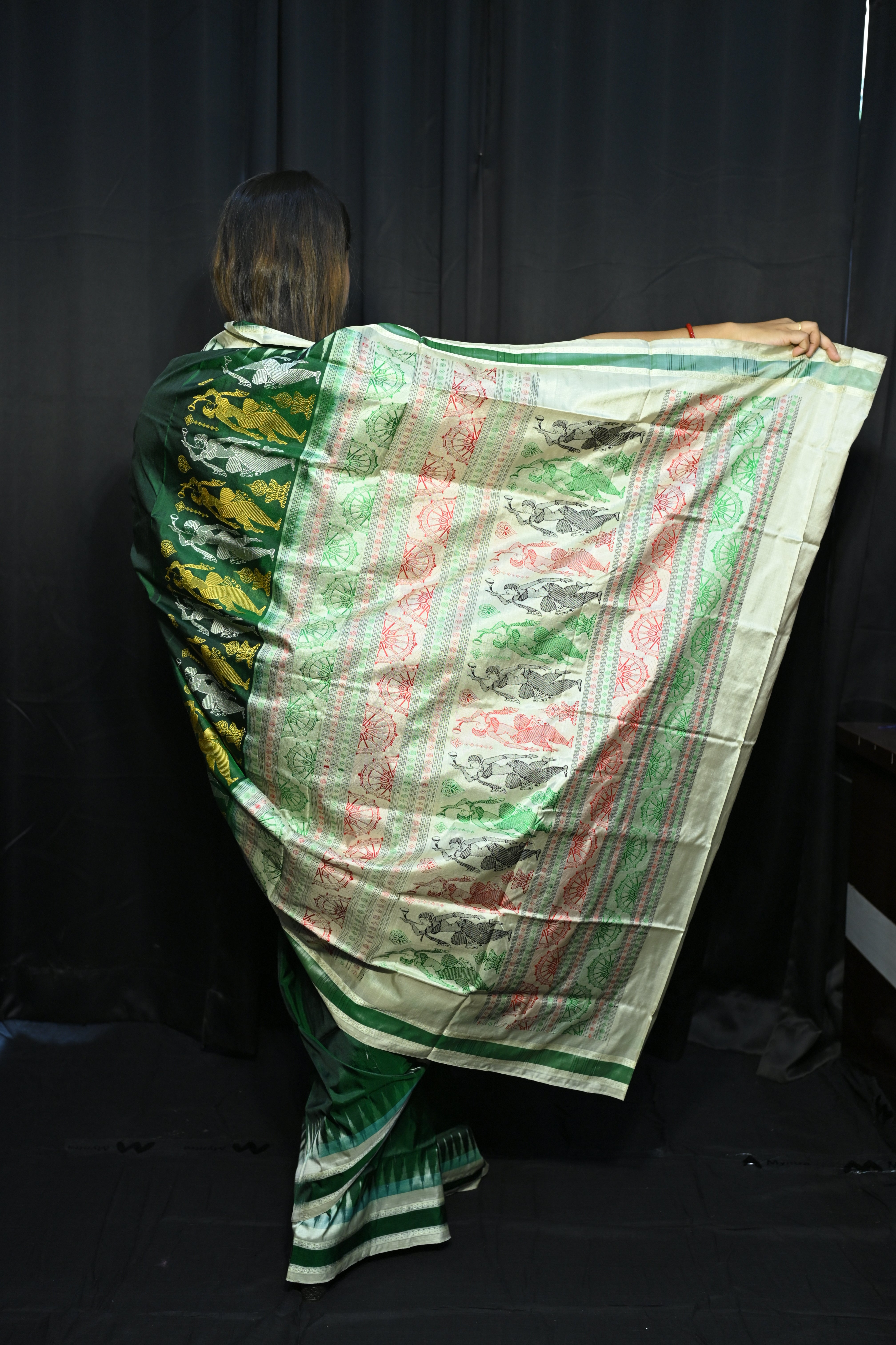 Buttle Green White Natraj Exclusive Bomkai Silk Saree