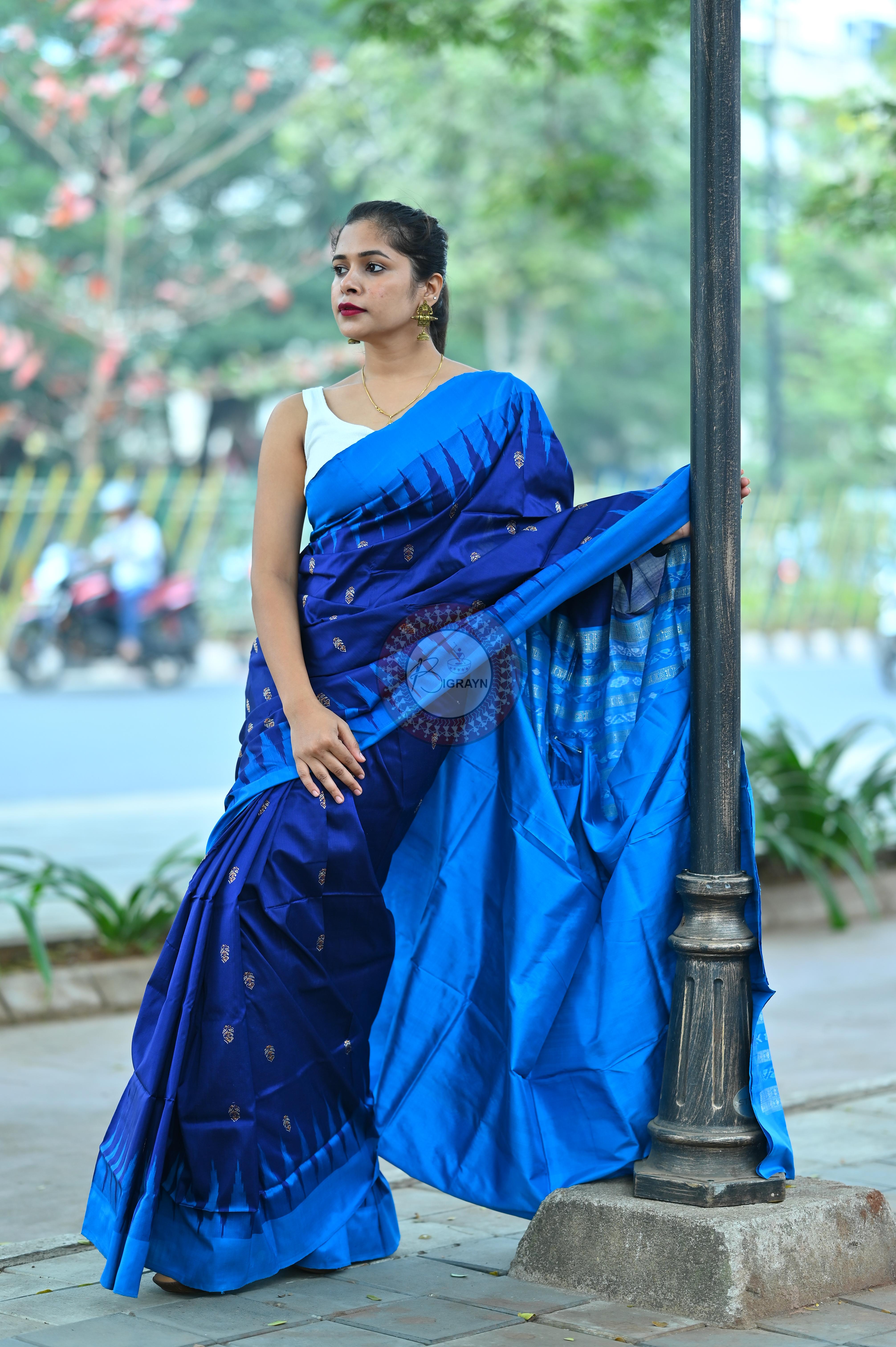 Navy Blue Flower Bomkai Silk Saree