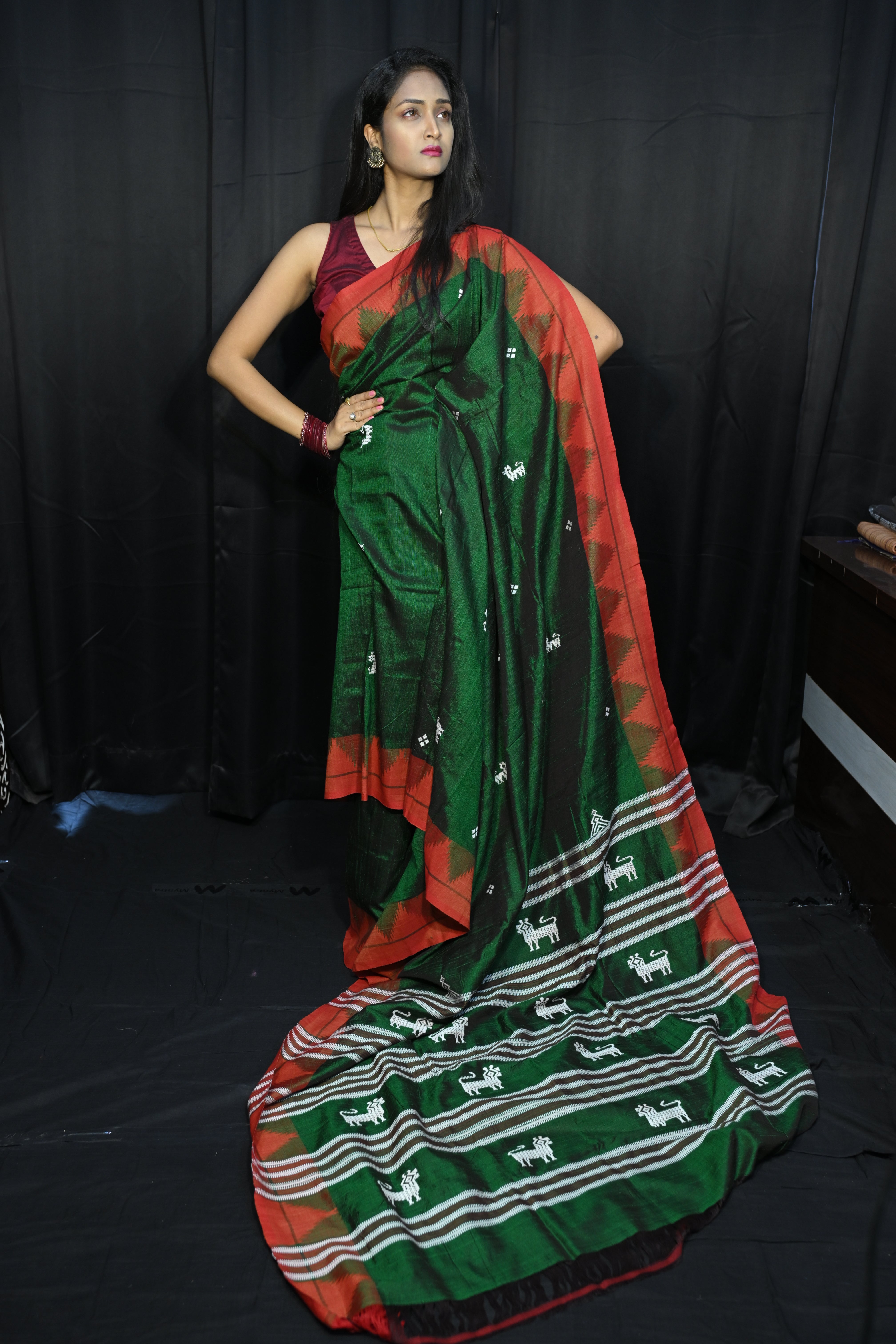 Green Red Plain Border Odisha Handloom Kotpad Tussar Saree