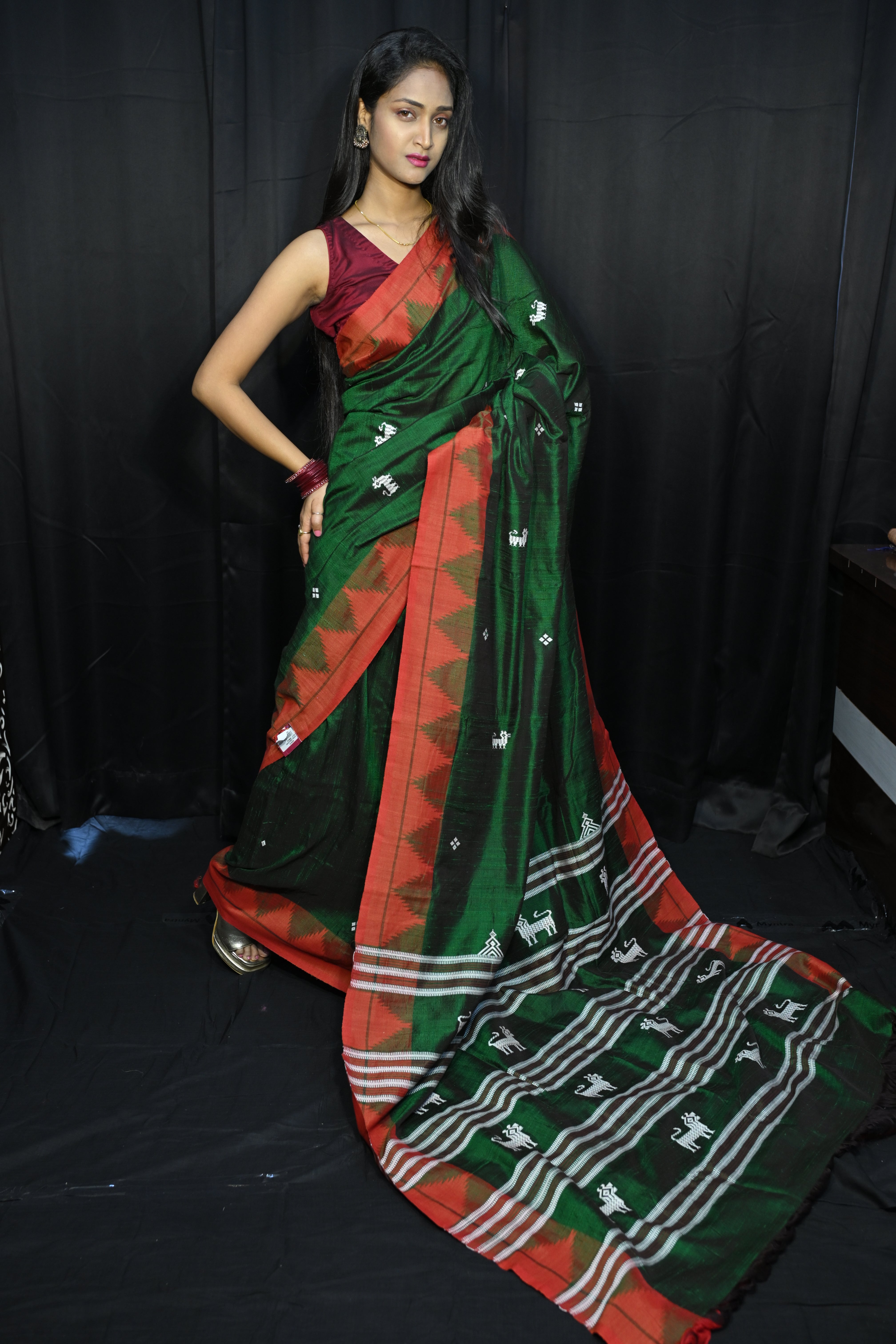 Green Red Plain Border Odisha Handloom Kotpad Tussar Saree
