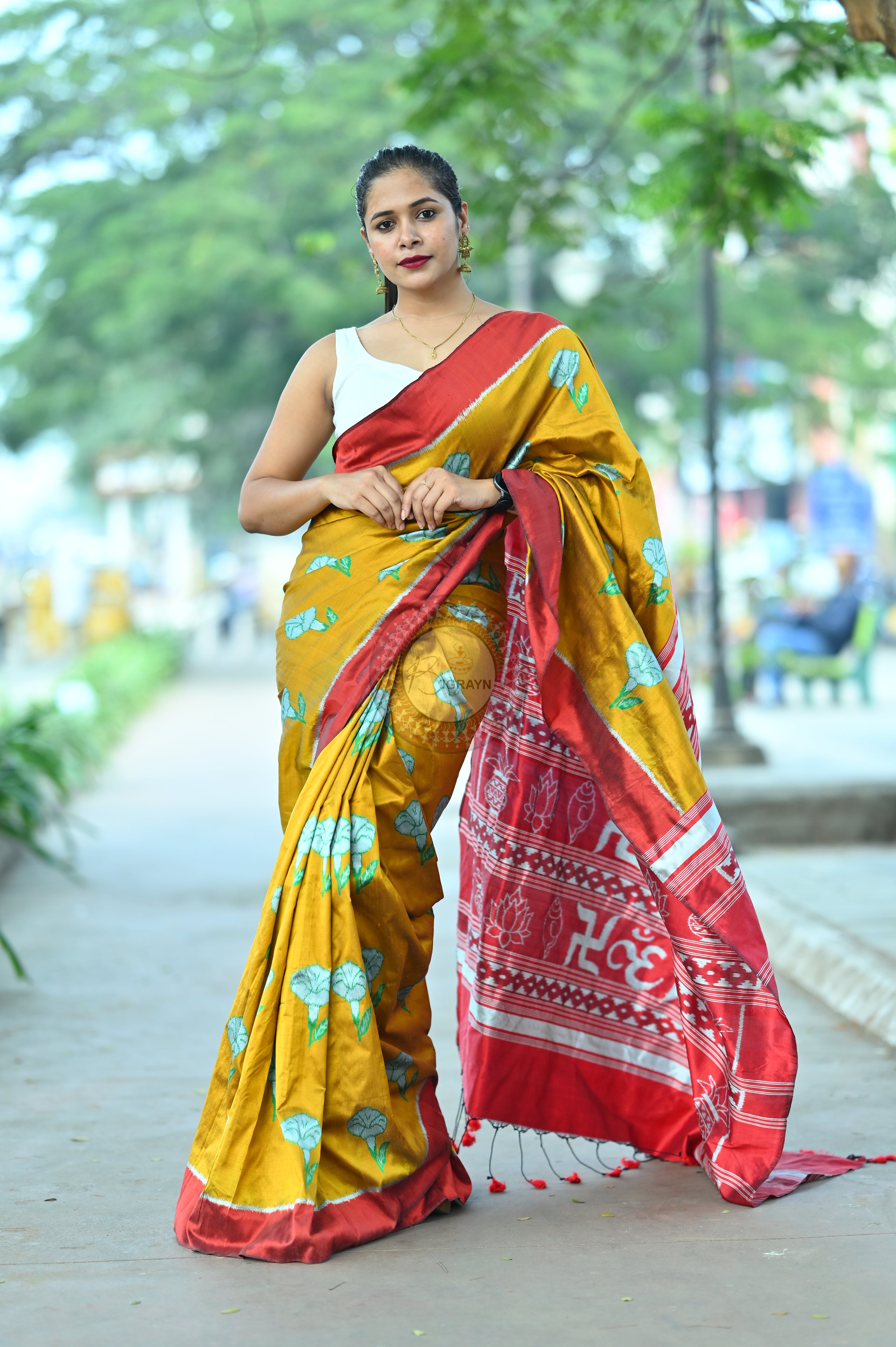 Golden Red Dudura Flower Mulberry Silk Saree