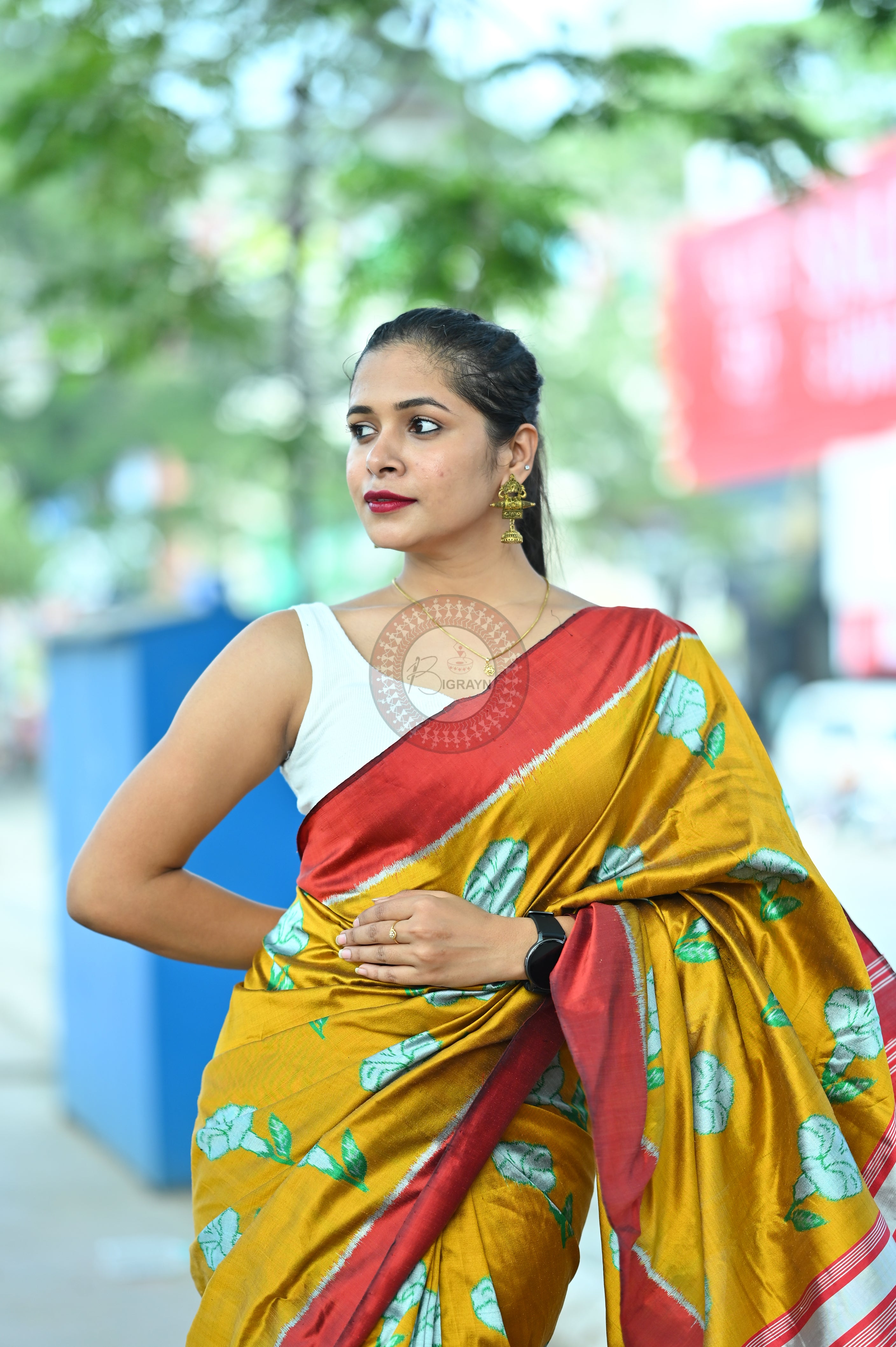 Golden Red Dudura Flower Mulberry Silk Saree