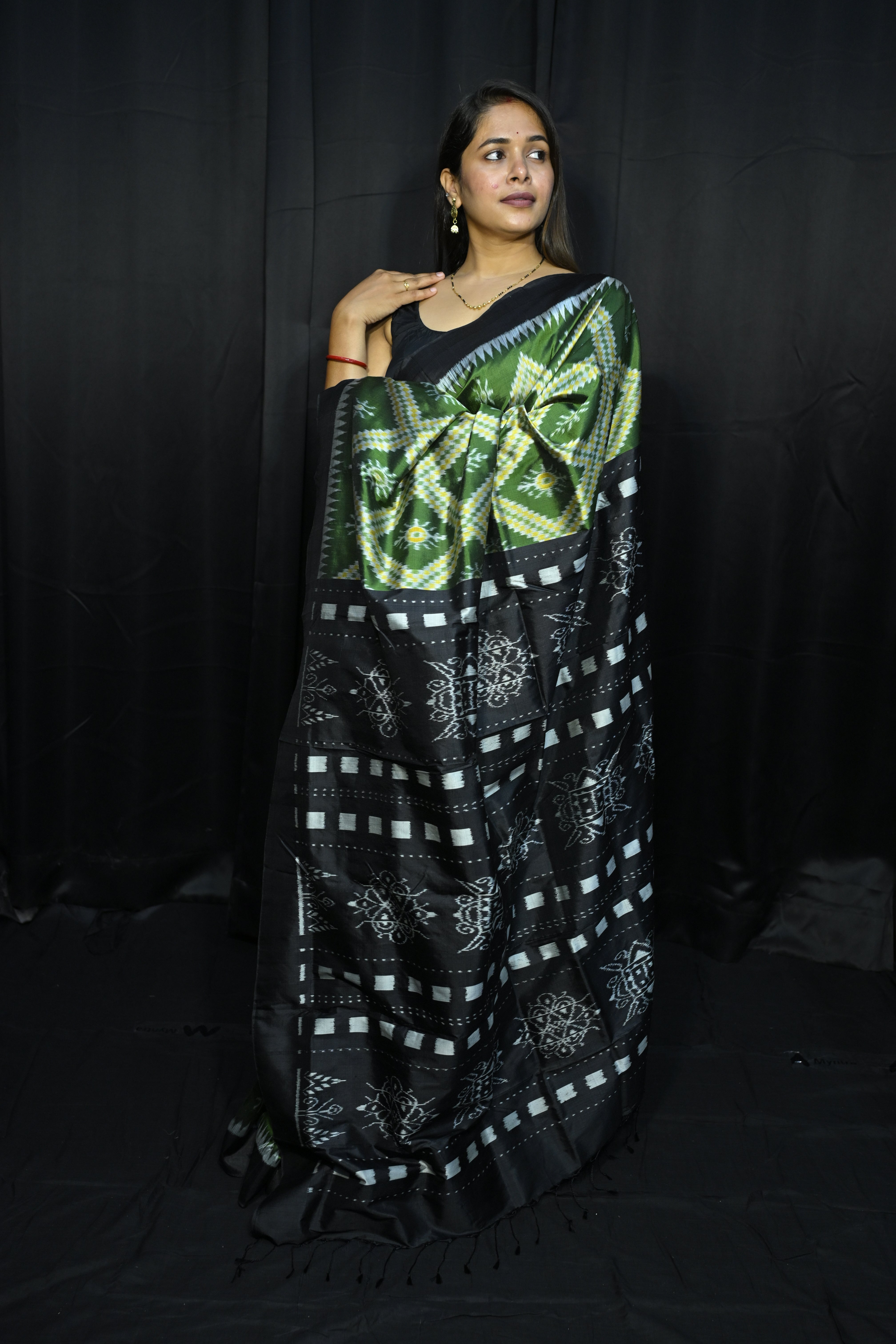 Mehendi Green Black Tarabali Design Mulberry Silk Saree