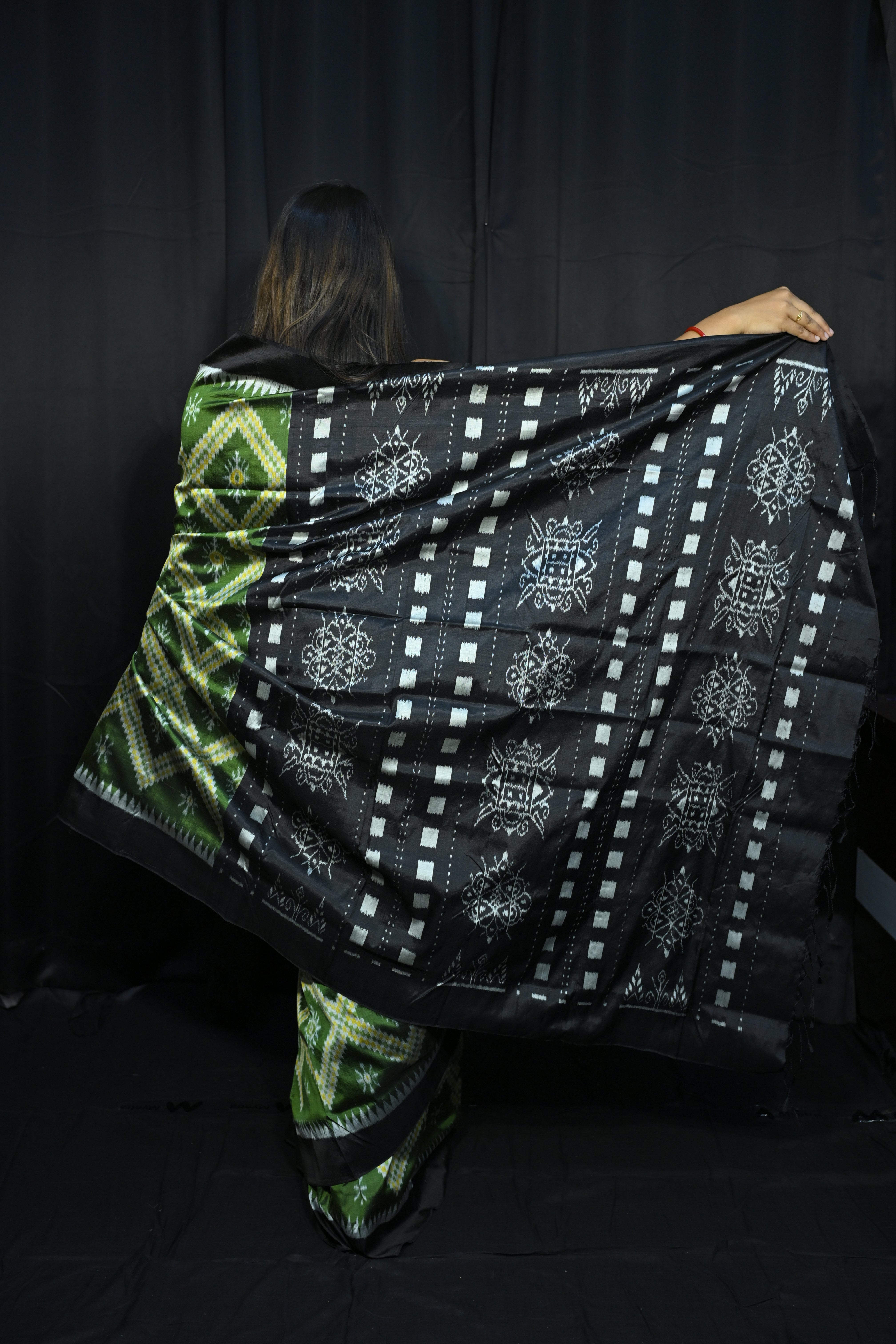 Mehendi Green Black Tarabali Design Mulberry Silk Saree