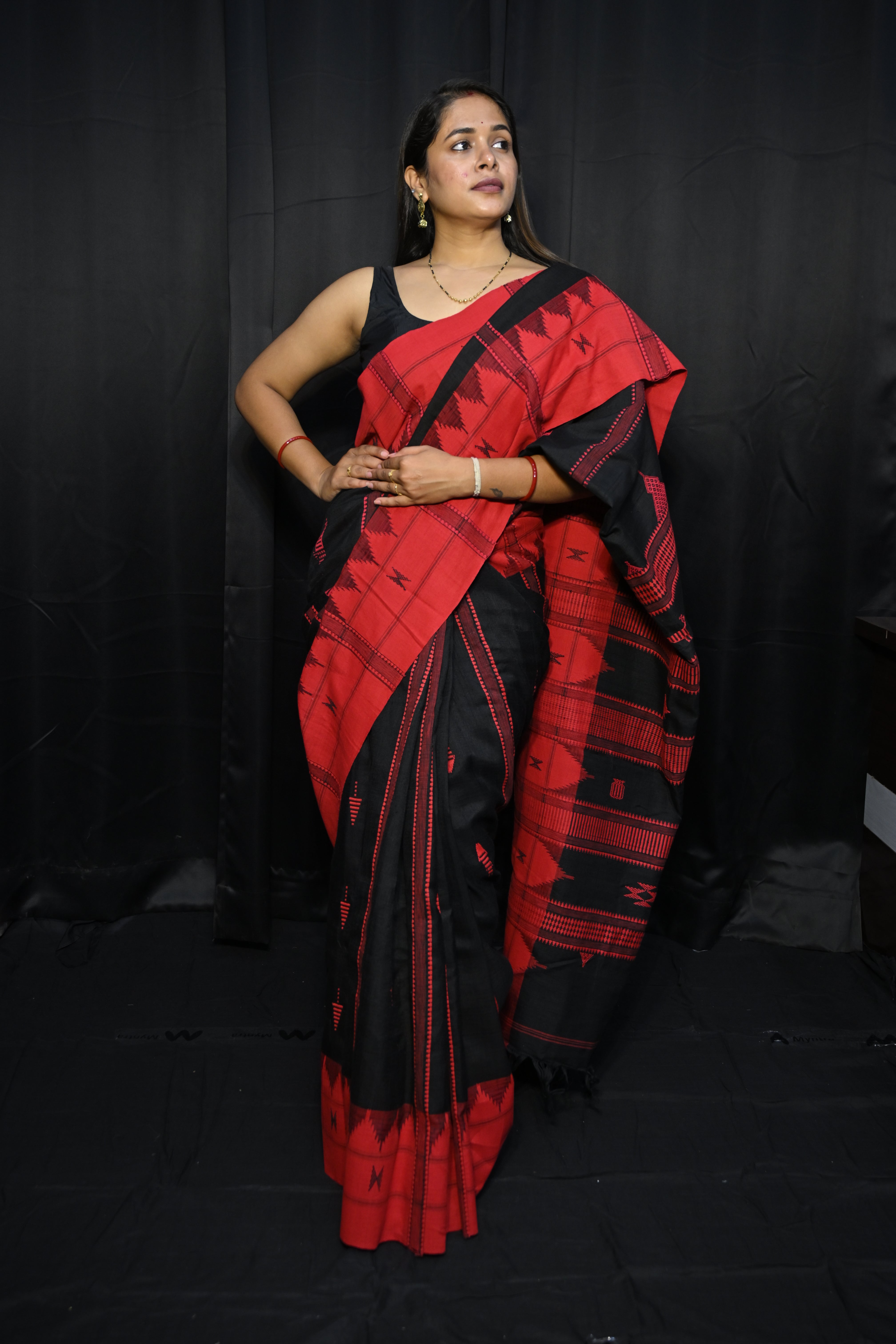 Black Red Plain Border Odisha Handloom Kotpad Tussar Saree