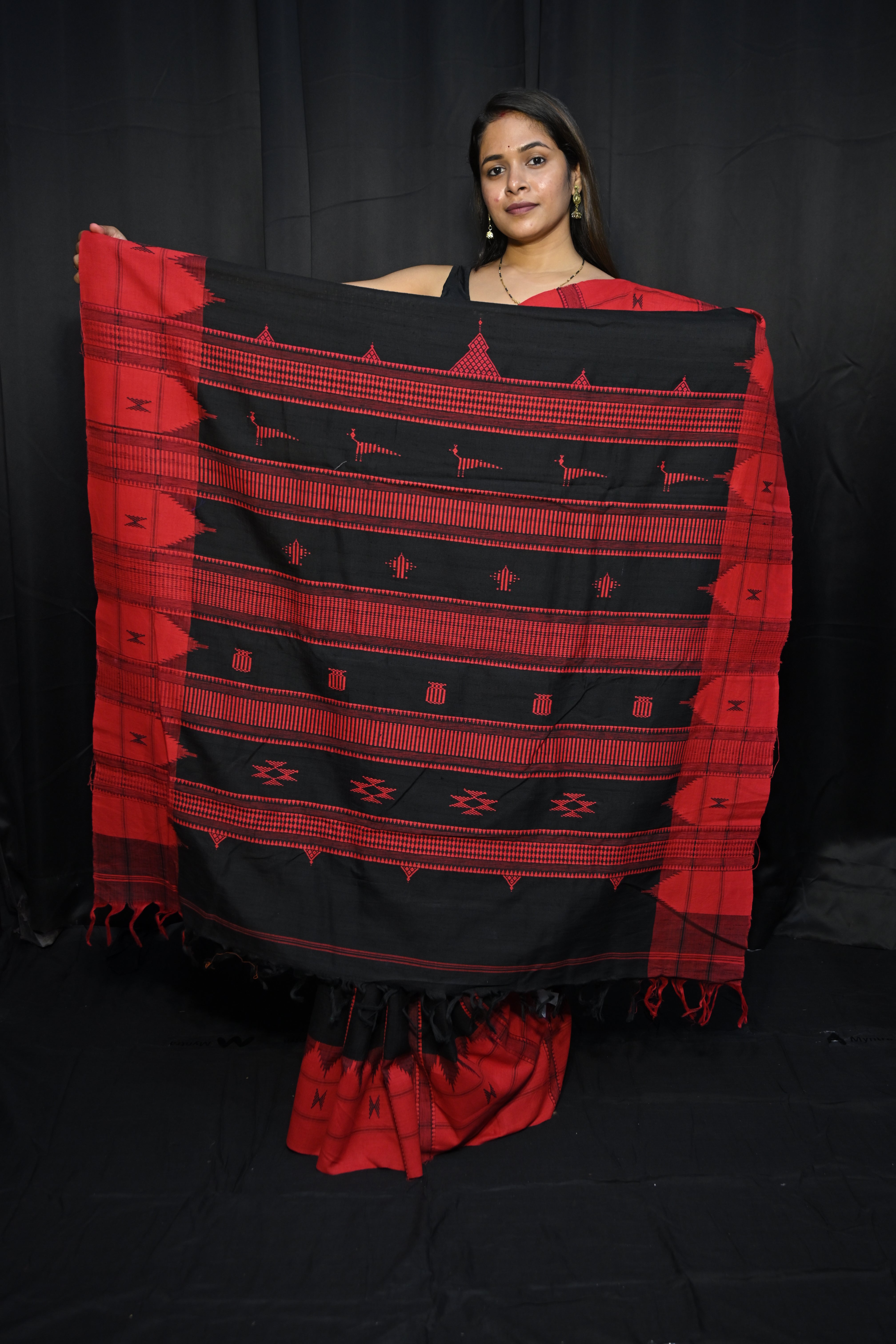 Black Red Plain Border Odisha Handloom Kotpad Tussar Saree