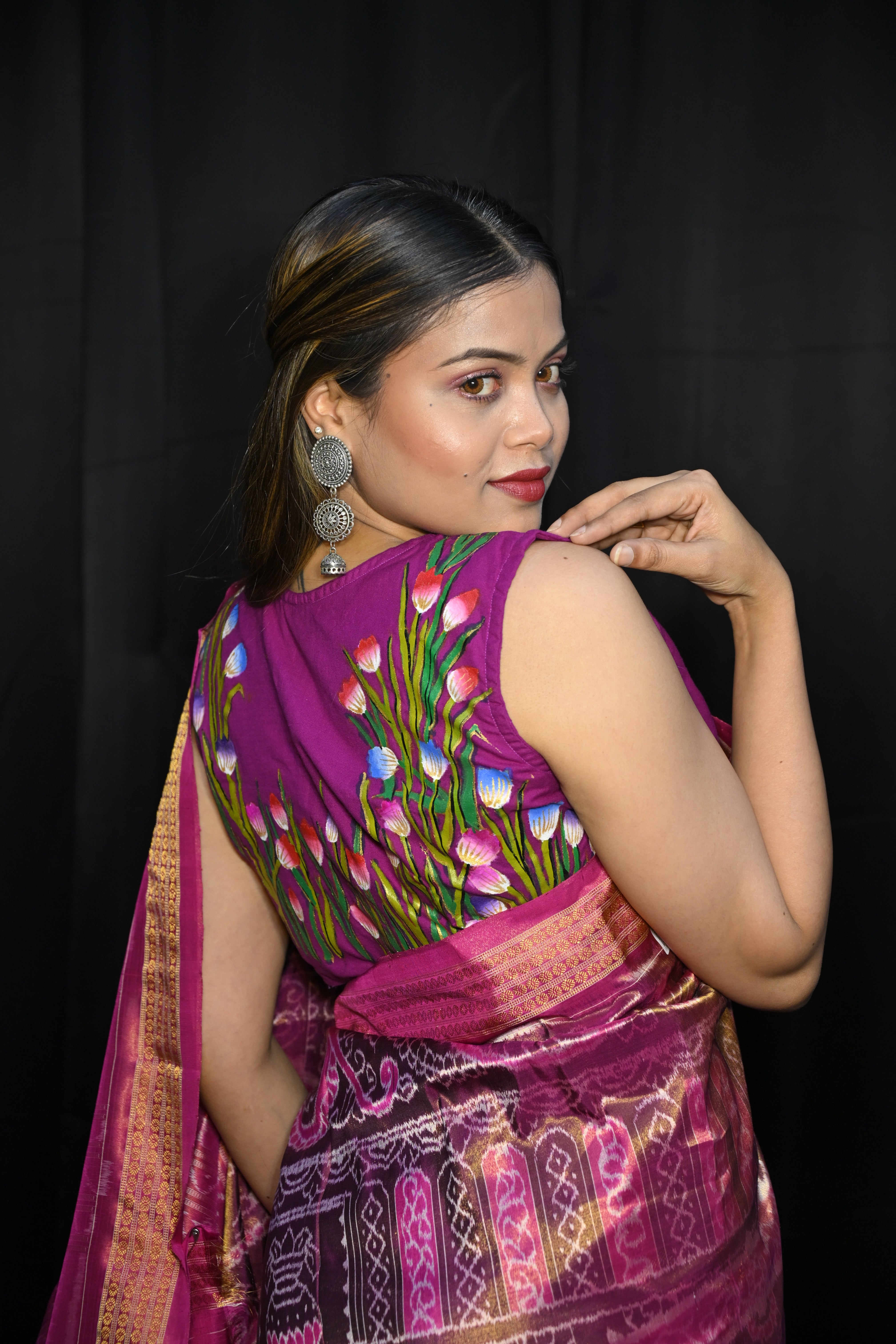 Bronze Magenta Konark wheel & Elephant Scot Bandha Tissue Silk Saree