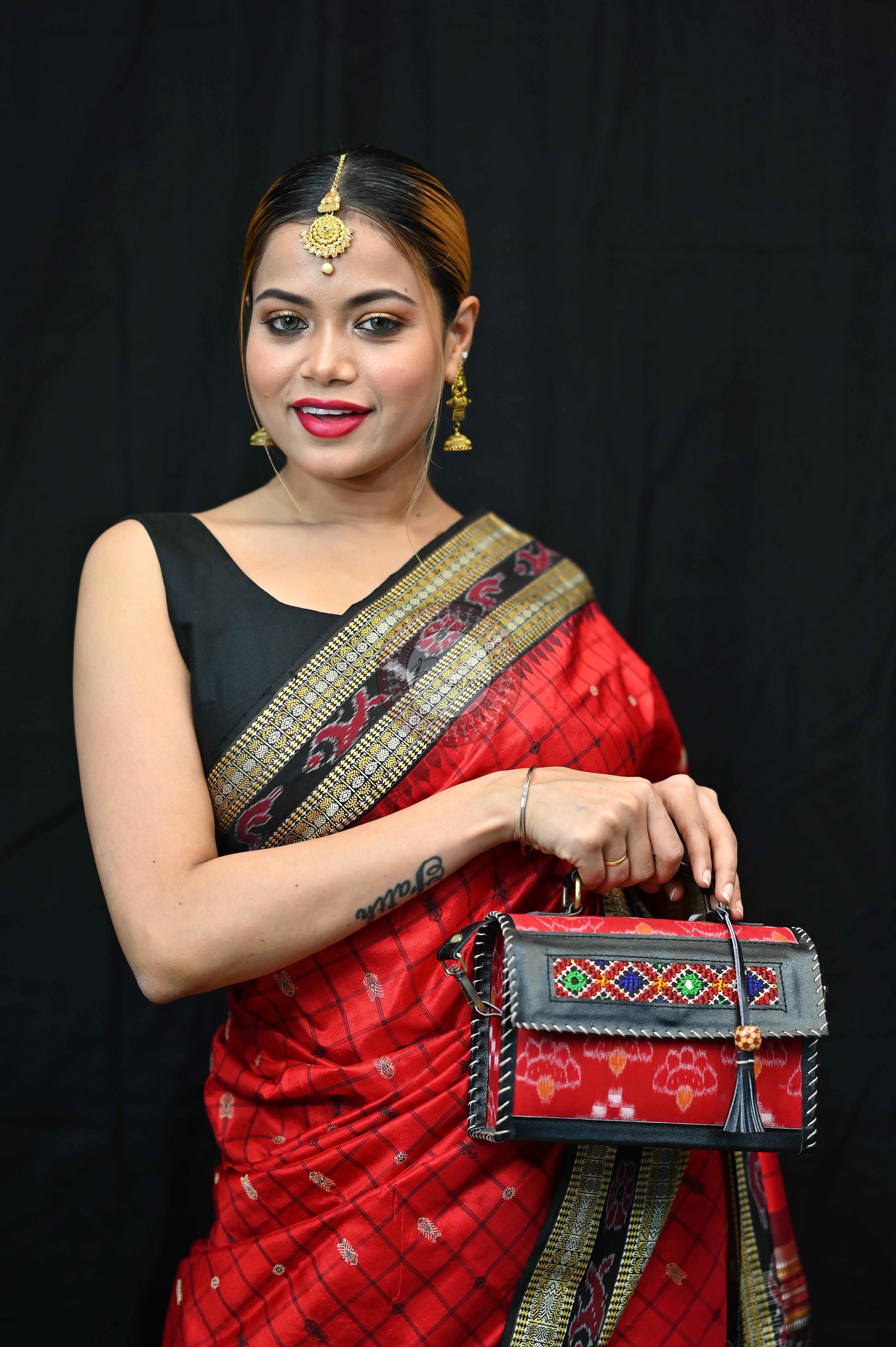 "Odisha Handloom Hazarbuti Bomkai Silk Saree with thousand buti motifs, intricate pallu design, and rich traditional craftsmanship"