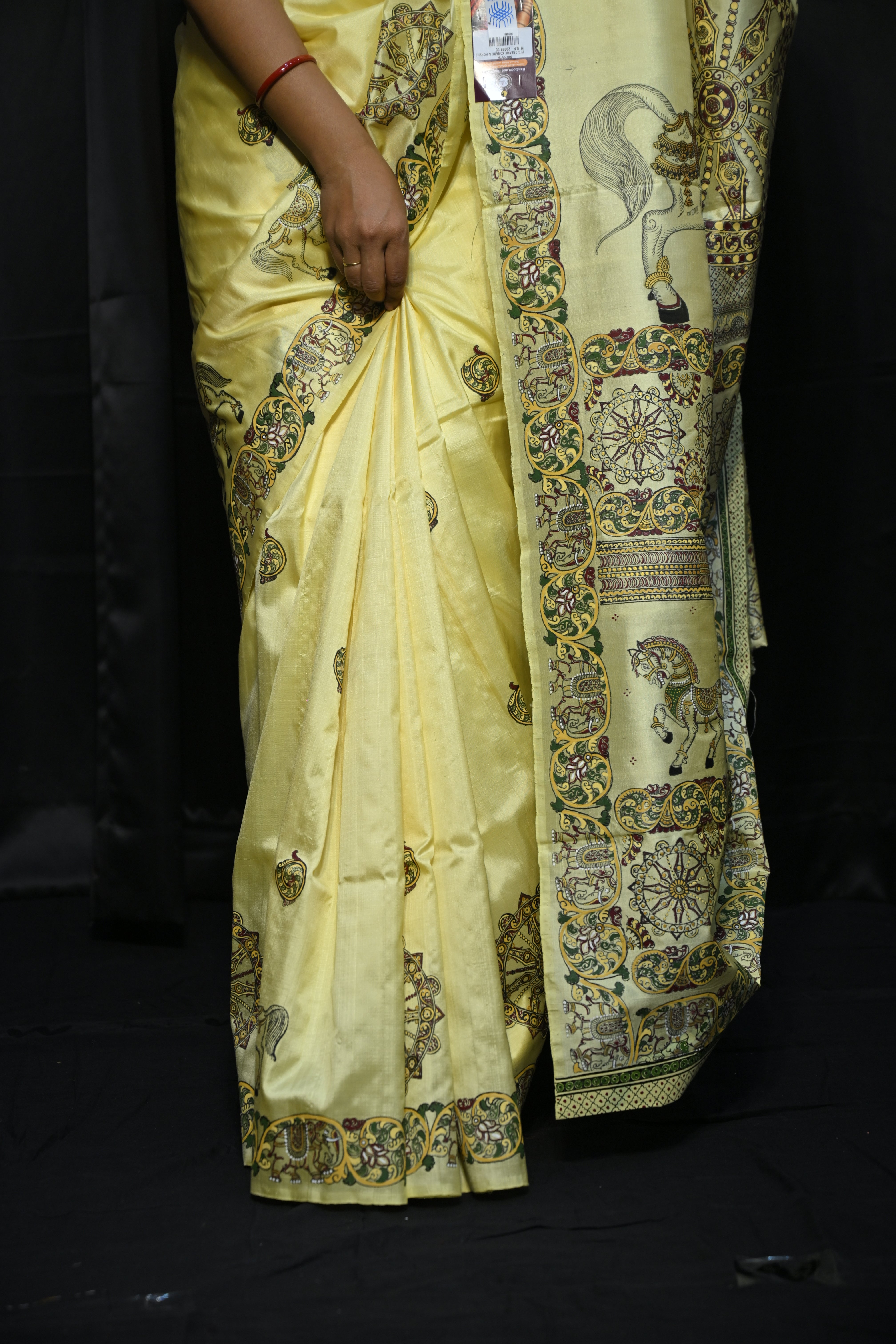 Creame Horse And Konark Wheel Theme Pattachitra Sambalpuri Silk Saree