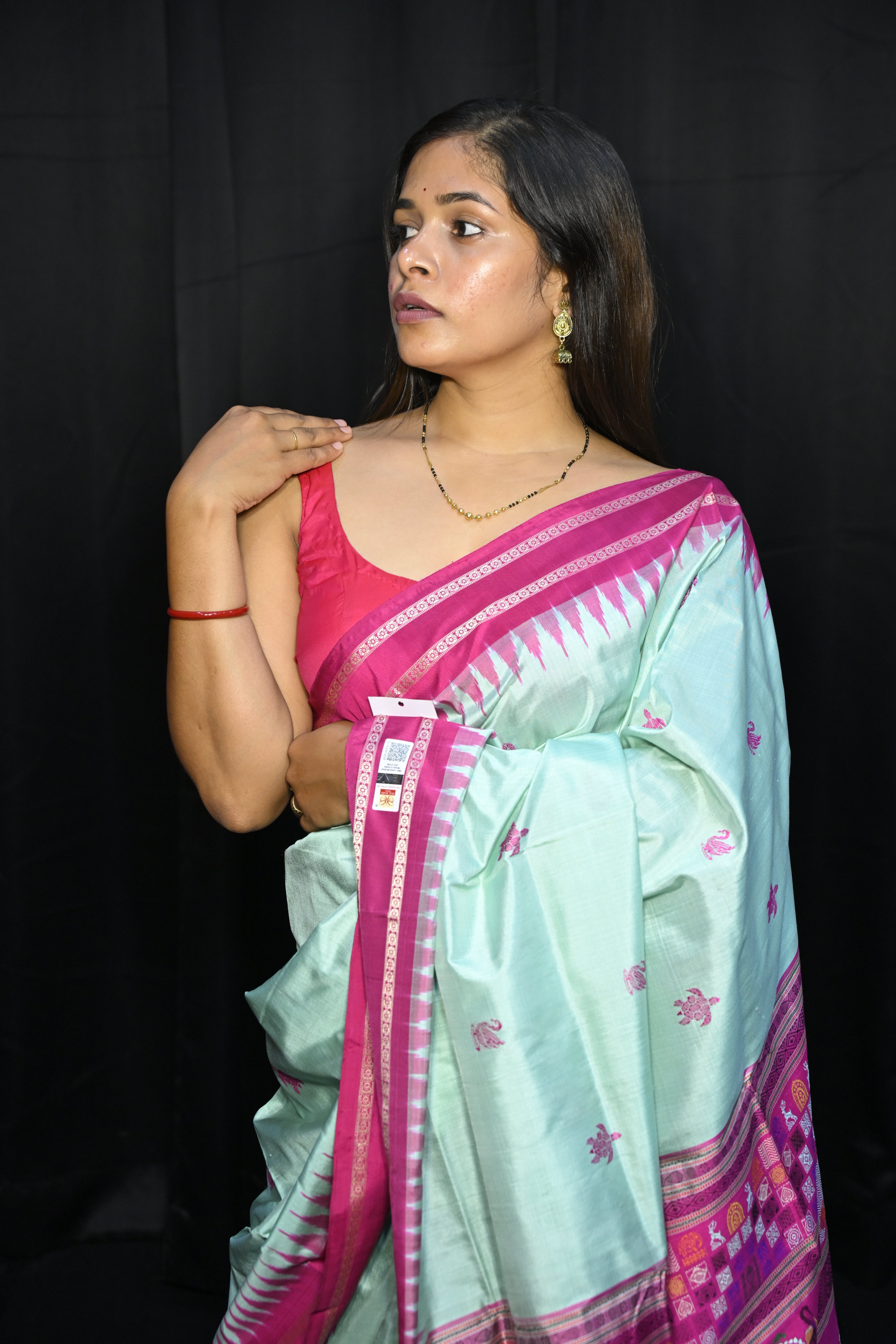 Sea Green Magenta Chilika Theme Exclusive Sambalpuri Silk Saree