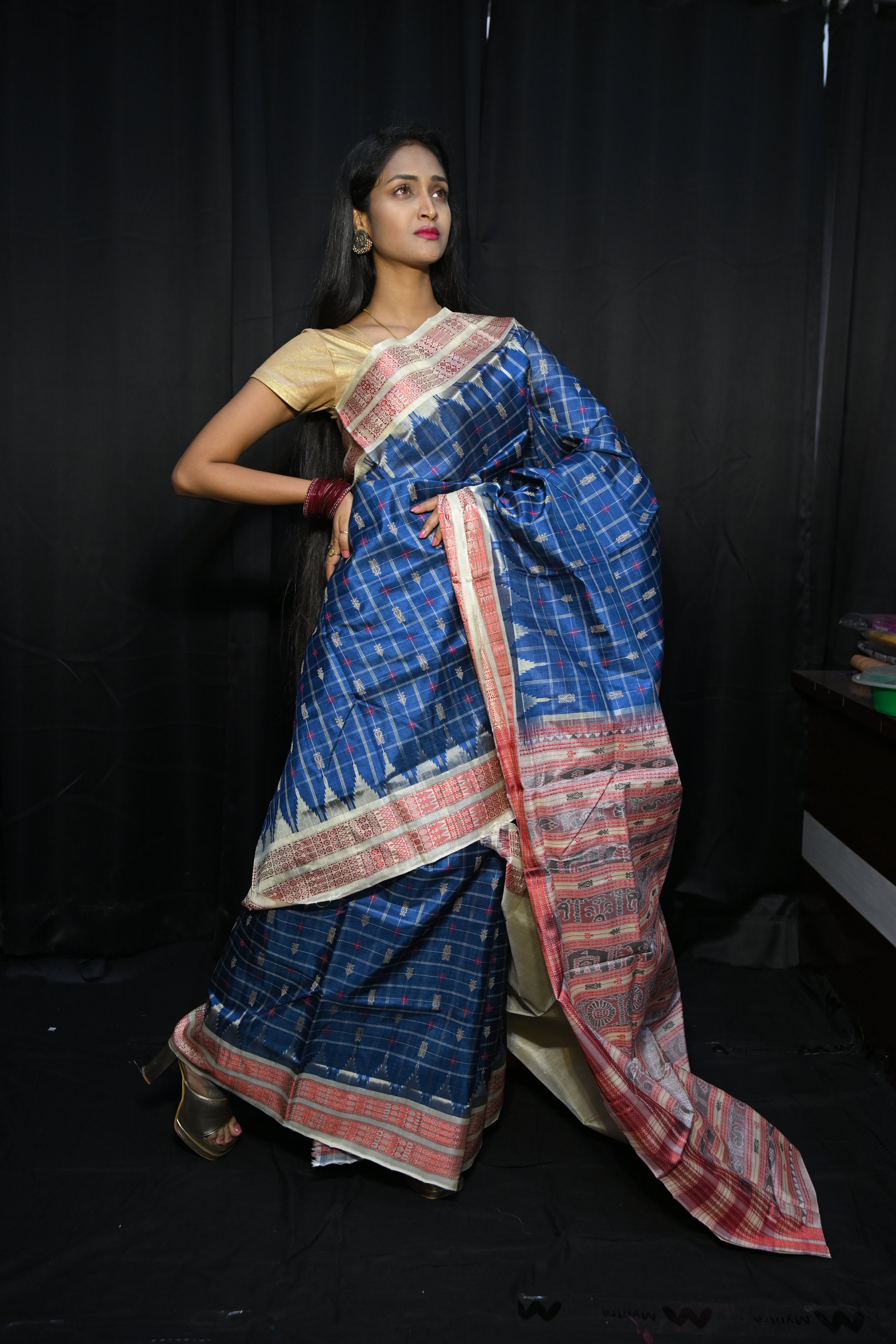 Teal Blue Creame Hazarbuti Tussar Silk Saree