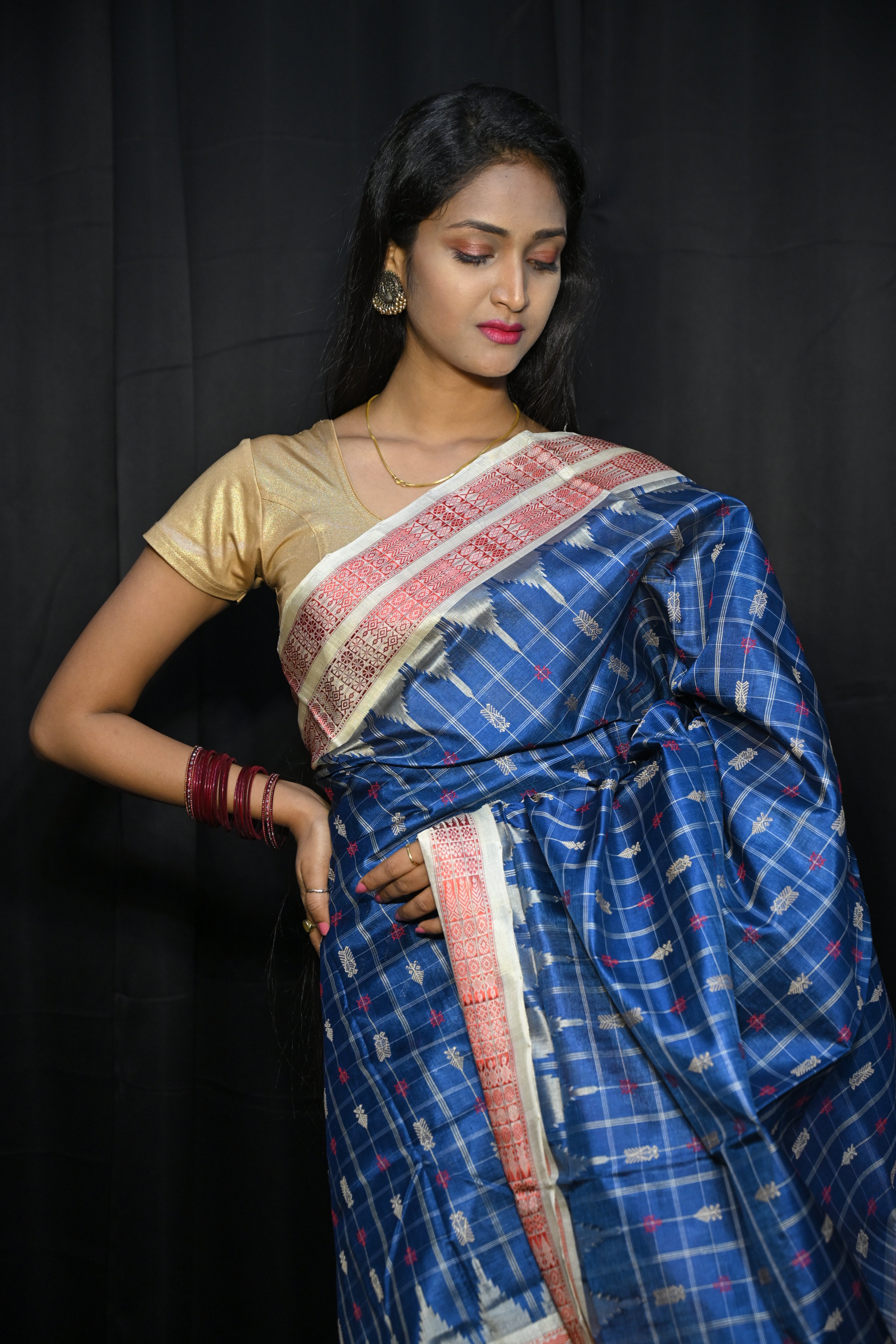 Teal Blue Creame Hazarbuti Tussar Silk Saree