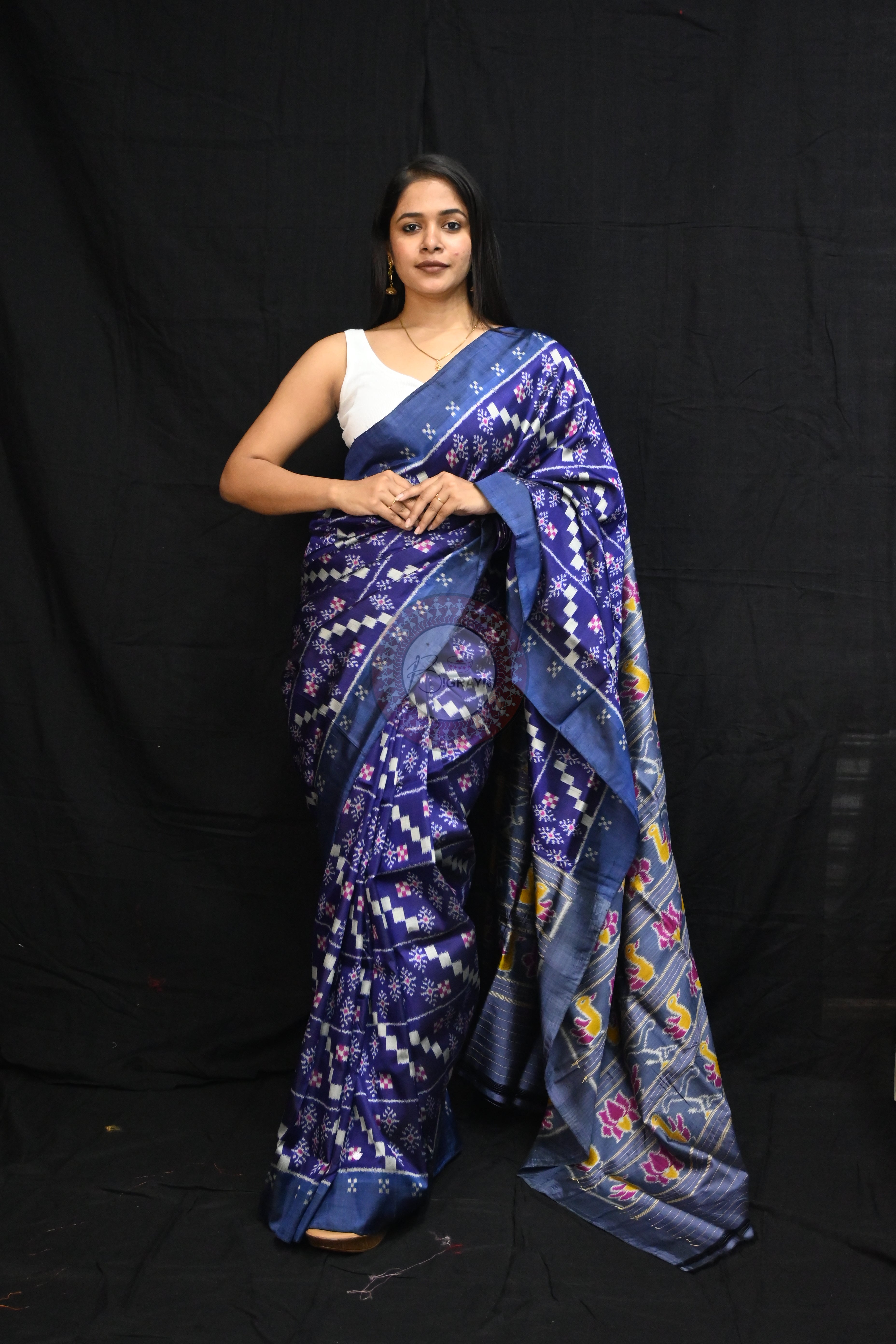 Blue 10D Pasapali Flowers Ducks Lotus Anchal Mulberry Silk Saree