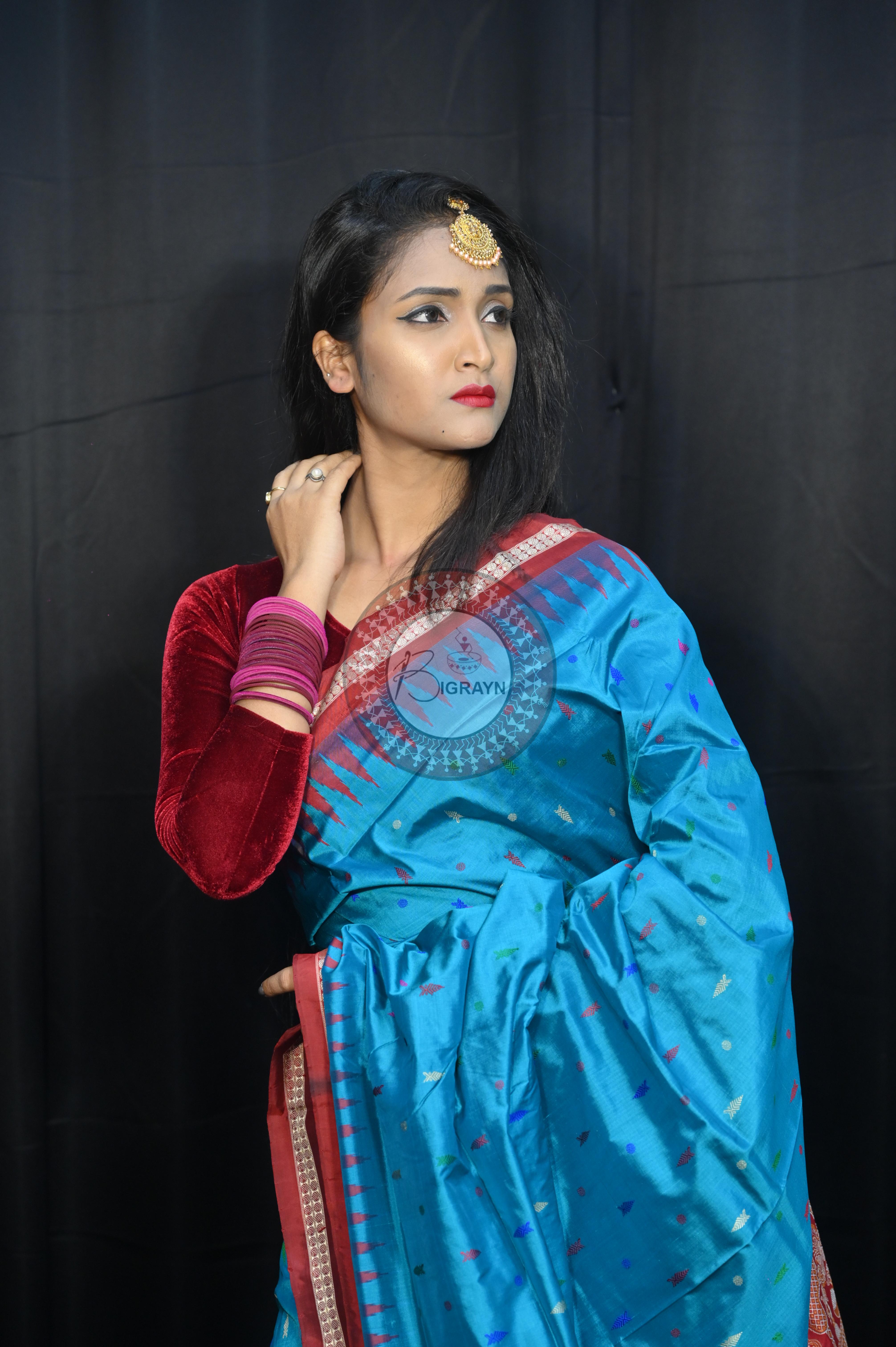 Blue Maroon Fish Buti Bomkai Silk Saree