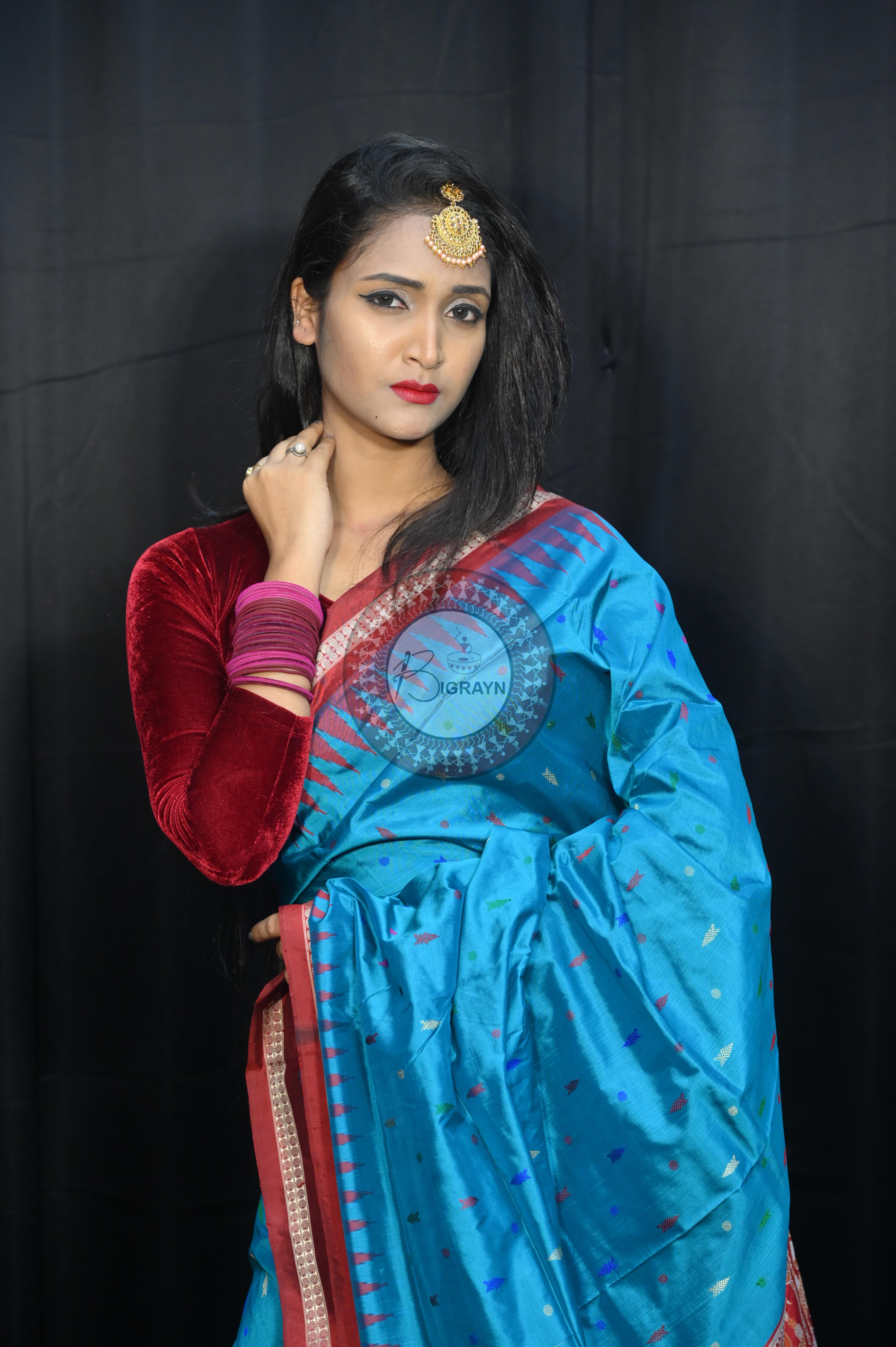 Blue Maroon Fish Buti Bomkai Silk Saree