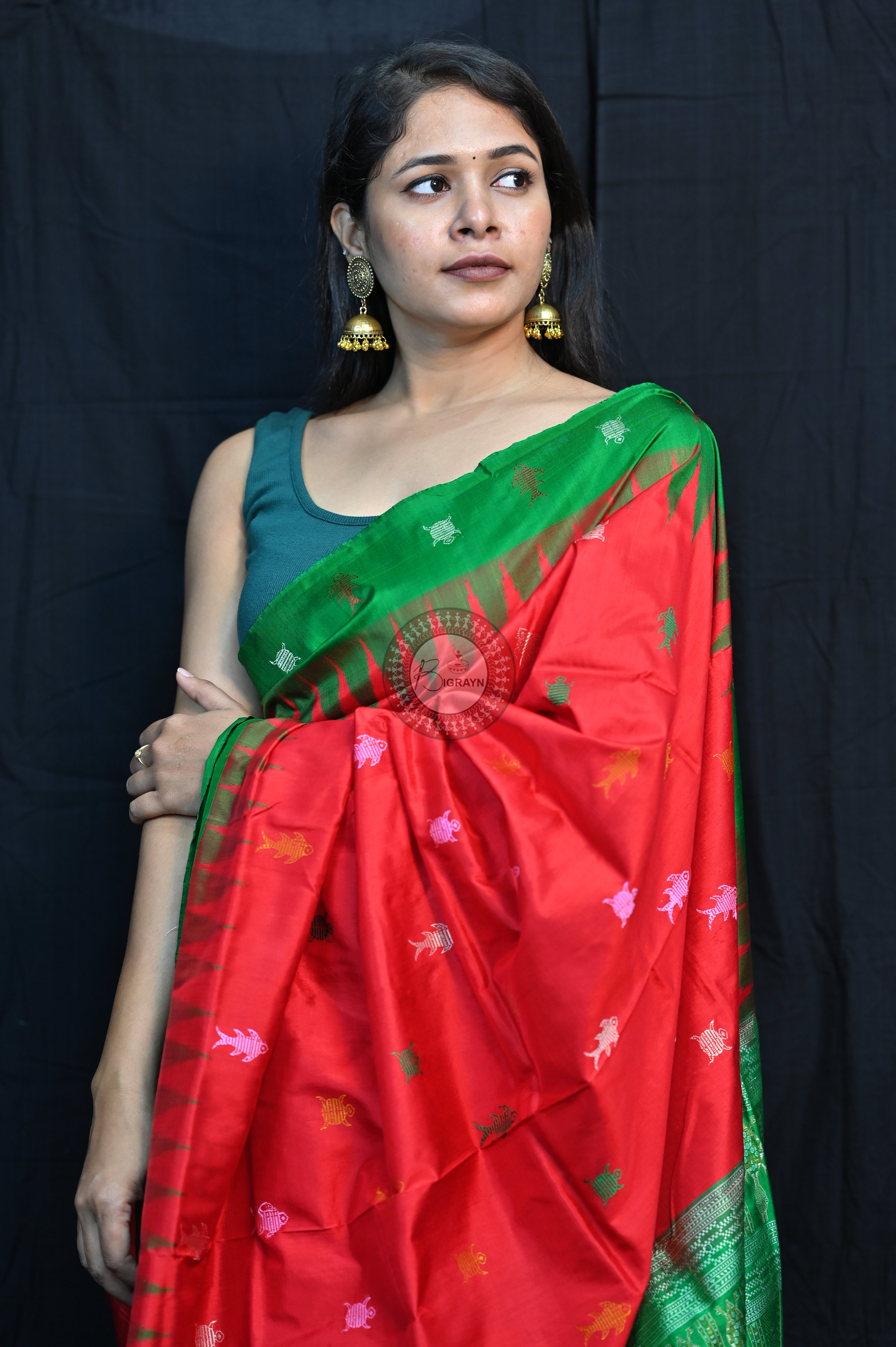 Mastya Kachhap Red Green Bomkai Silk Saree
