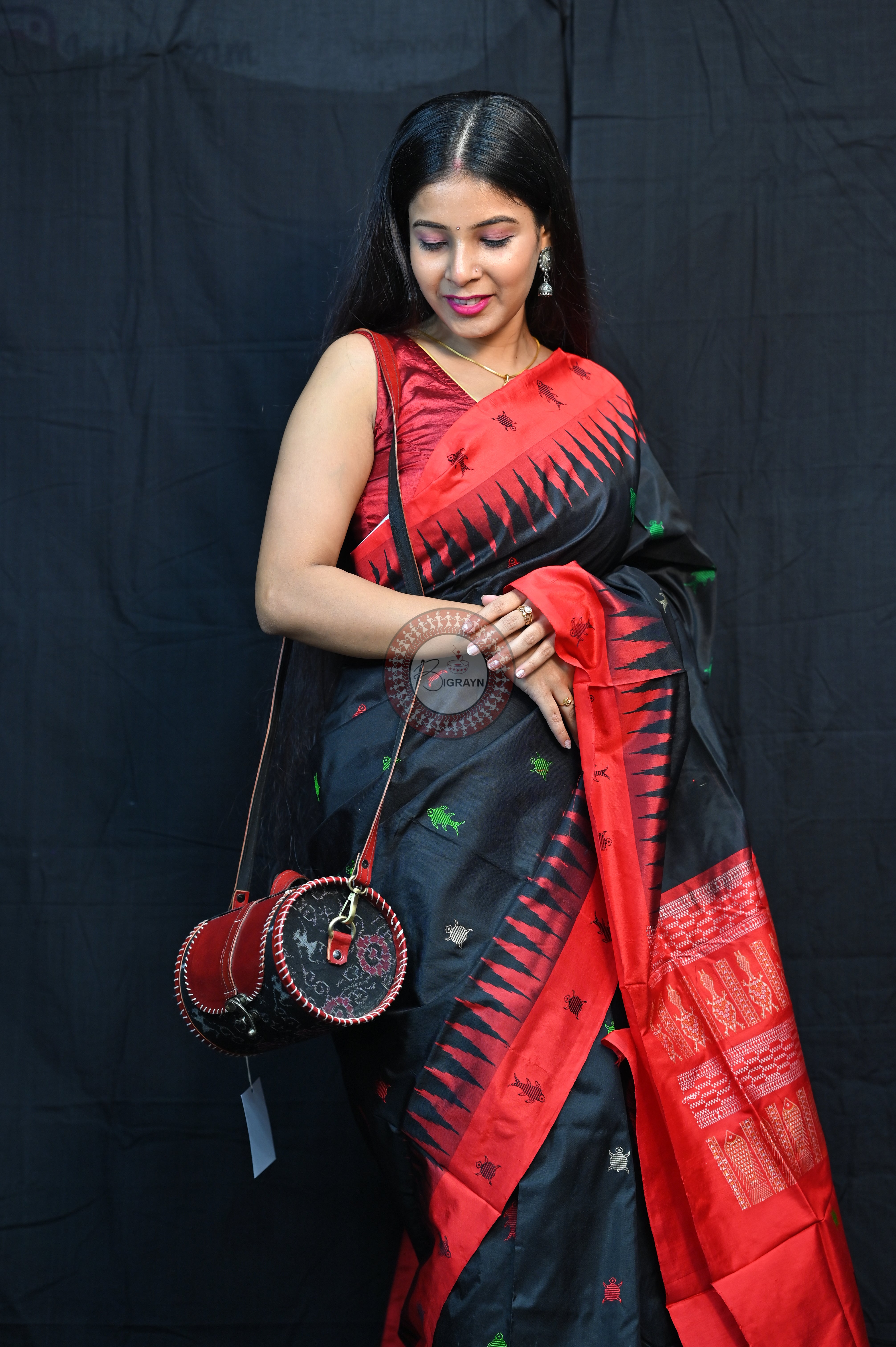 Mastya Kachhap Black Red Bomkai Silk Saree