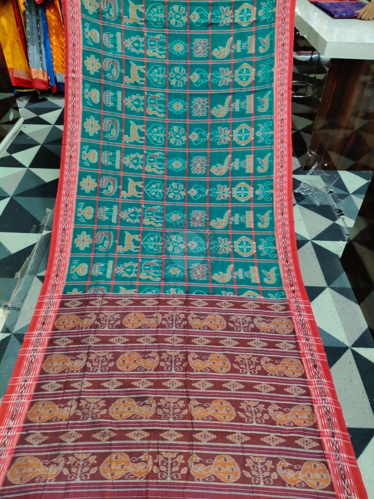 Green Red Nabakothi Design Khandua Cotton Saree