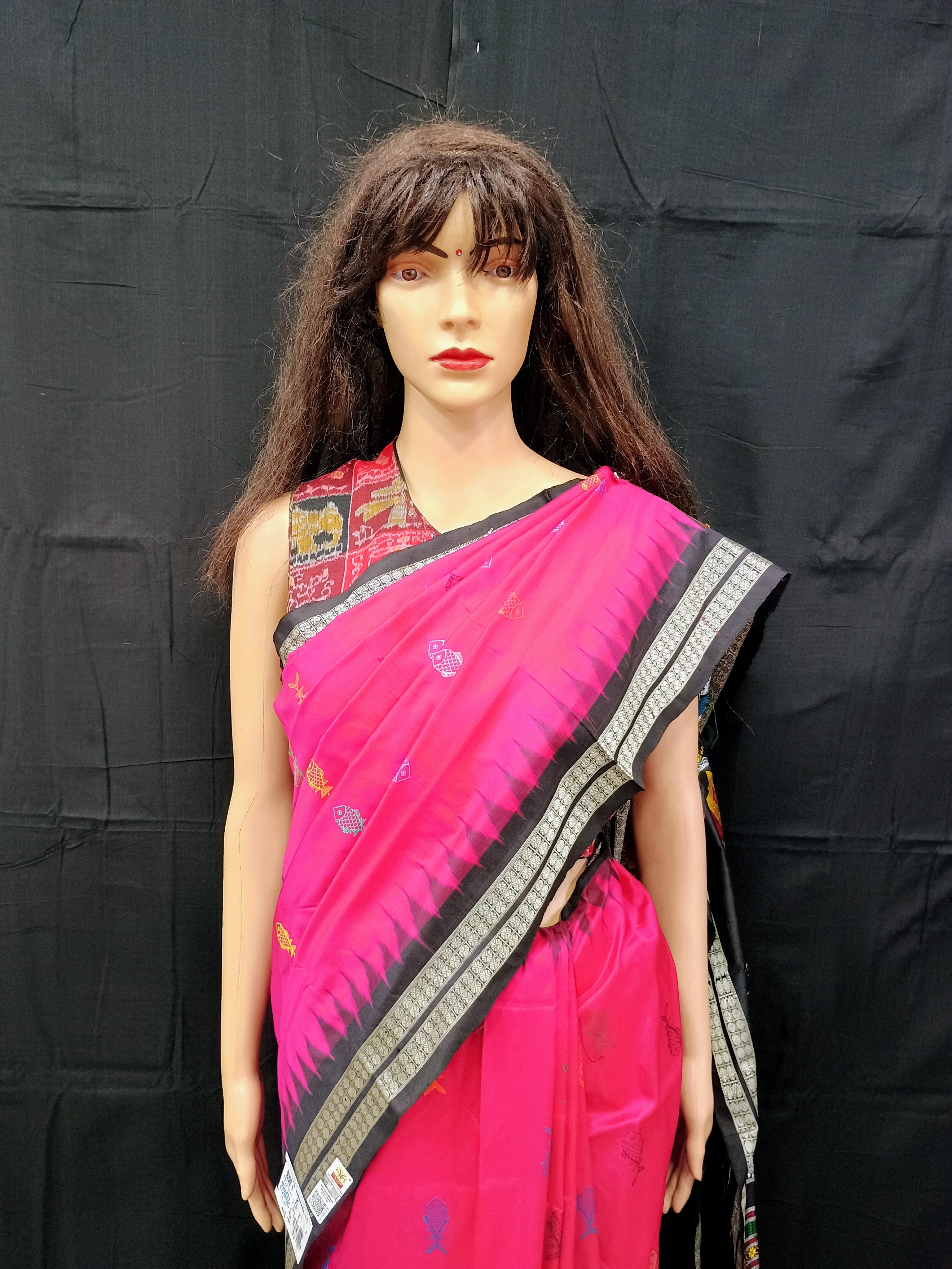 Magenta Black Fish Bomkai Silk Saree