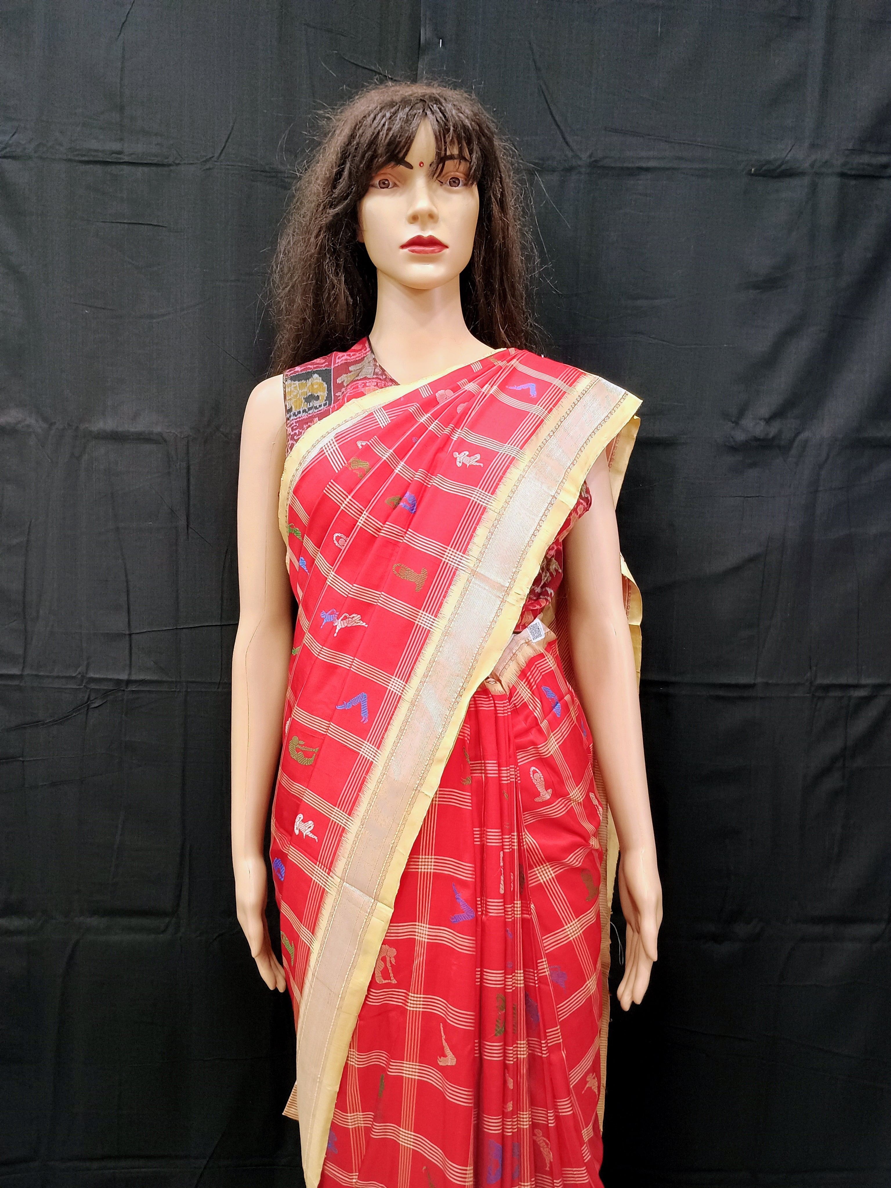 Red Cream Yoga Theme Odisha Handloom Bomkai Silk Saree