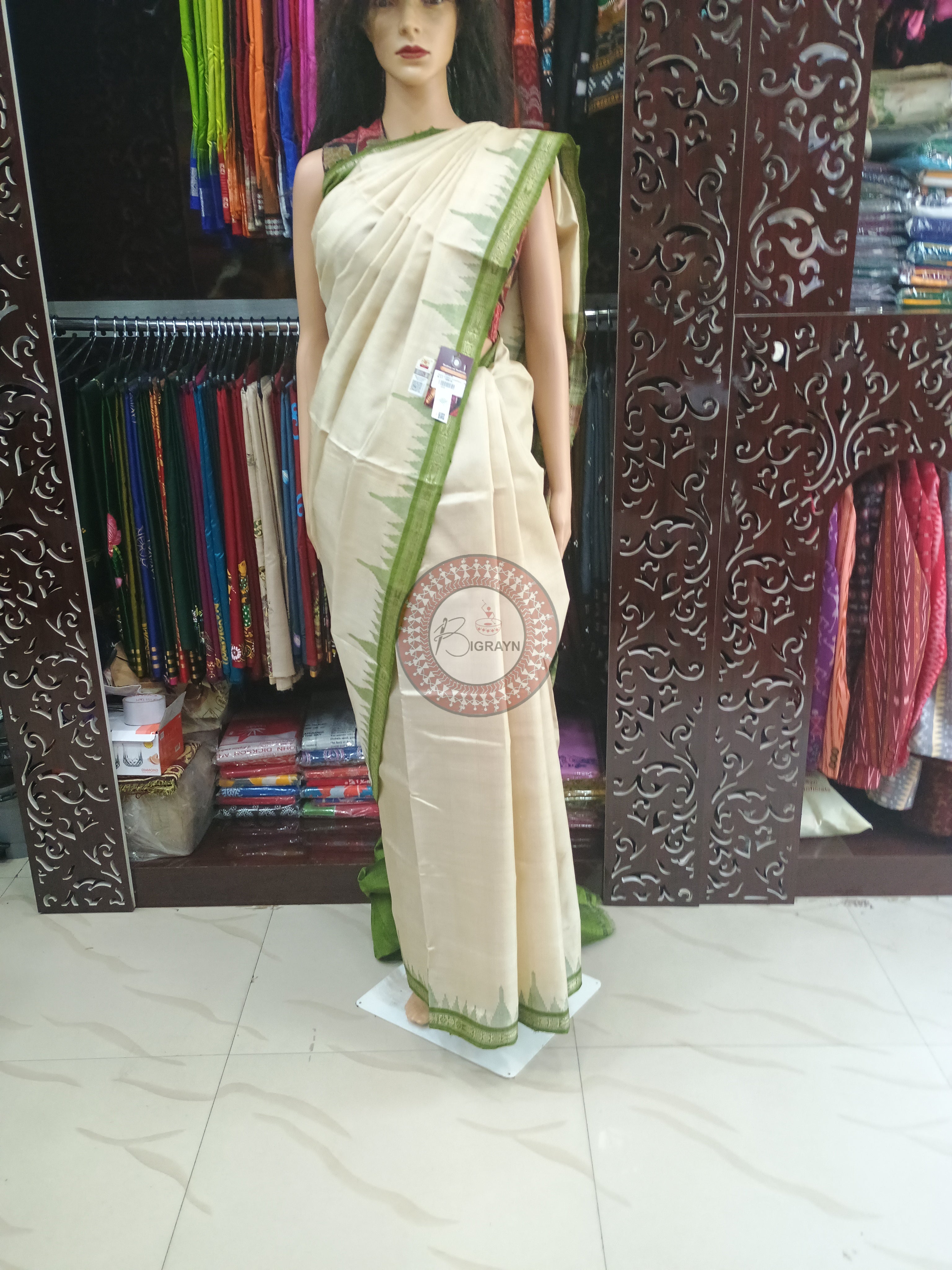 Tussarite Mehendi Green Phoda Kumbha Tusser Silk Saree