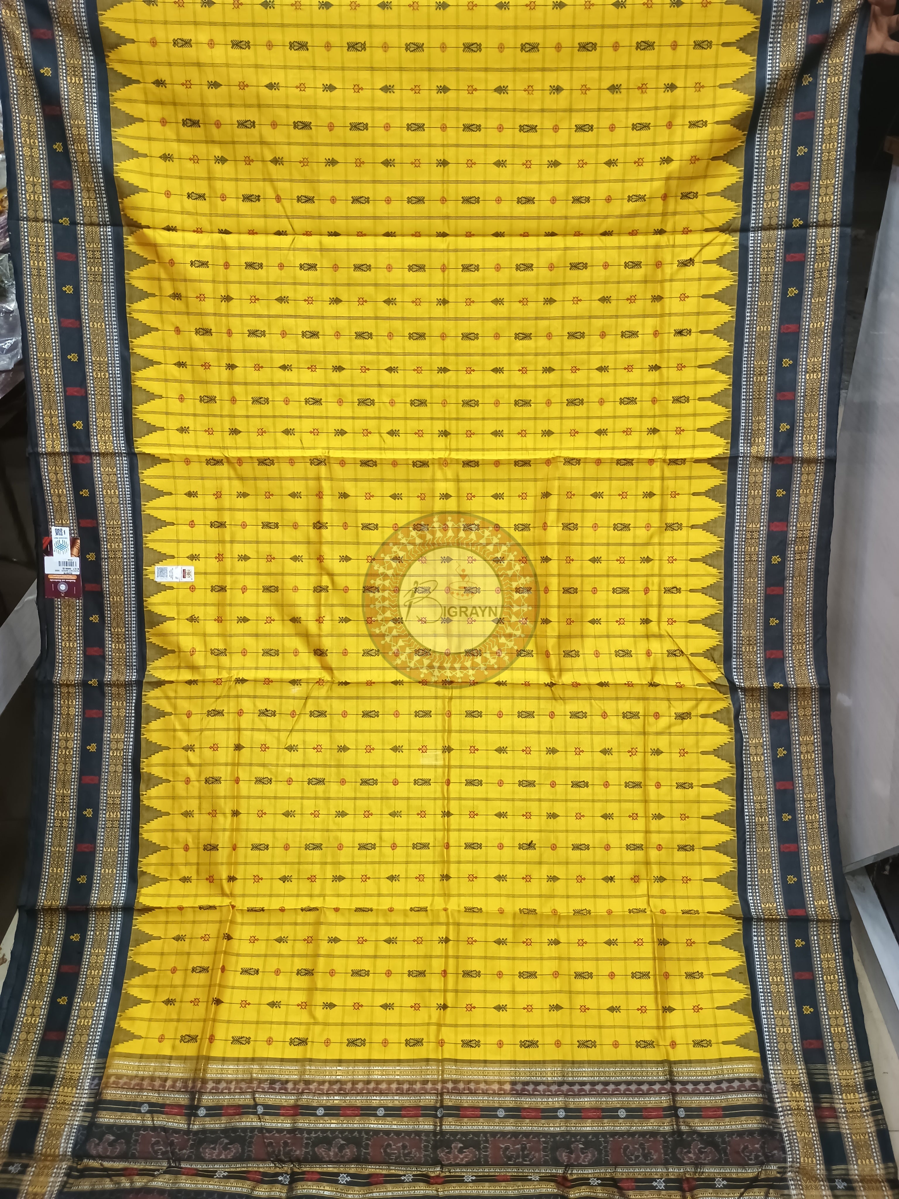 Yellow Black Hazar Buti Tussar Silk Saree