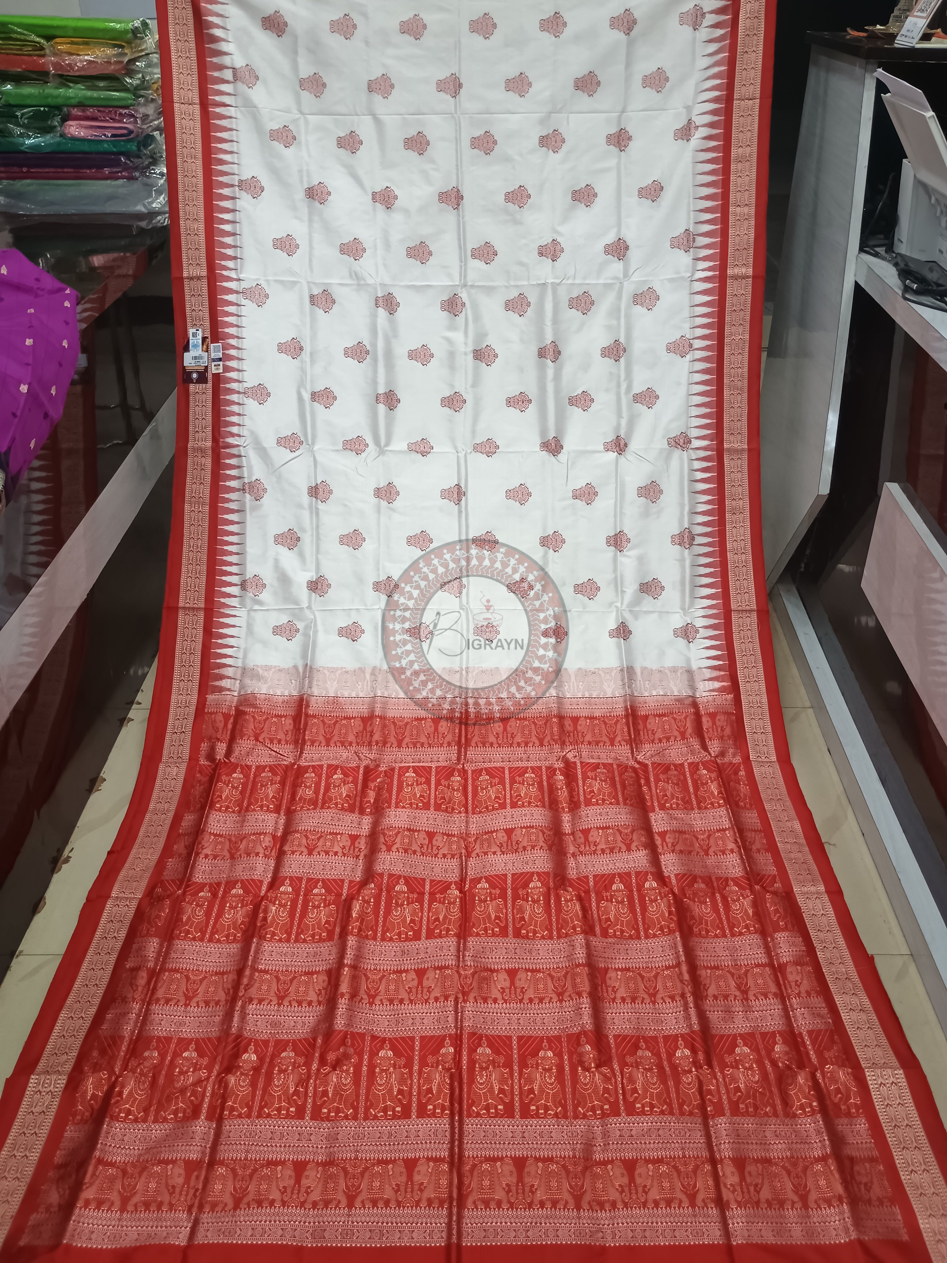 White Red Dual Elephant Odisha Handloom Bomkai Silk Saree