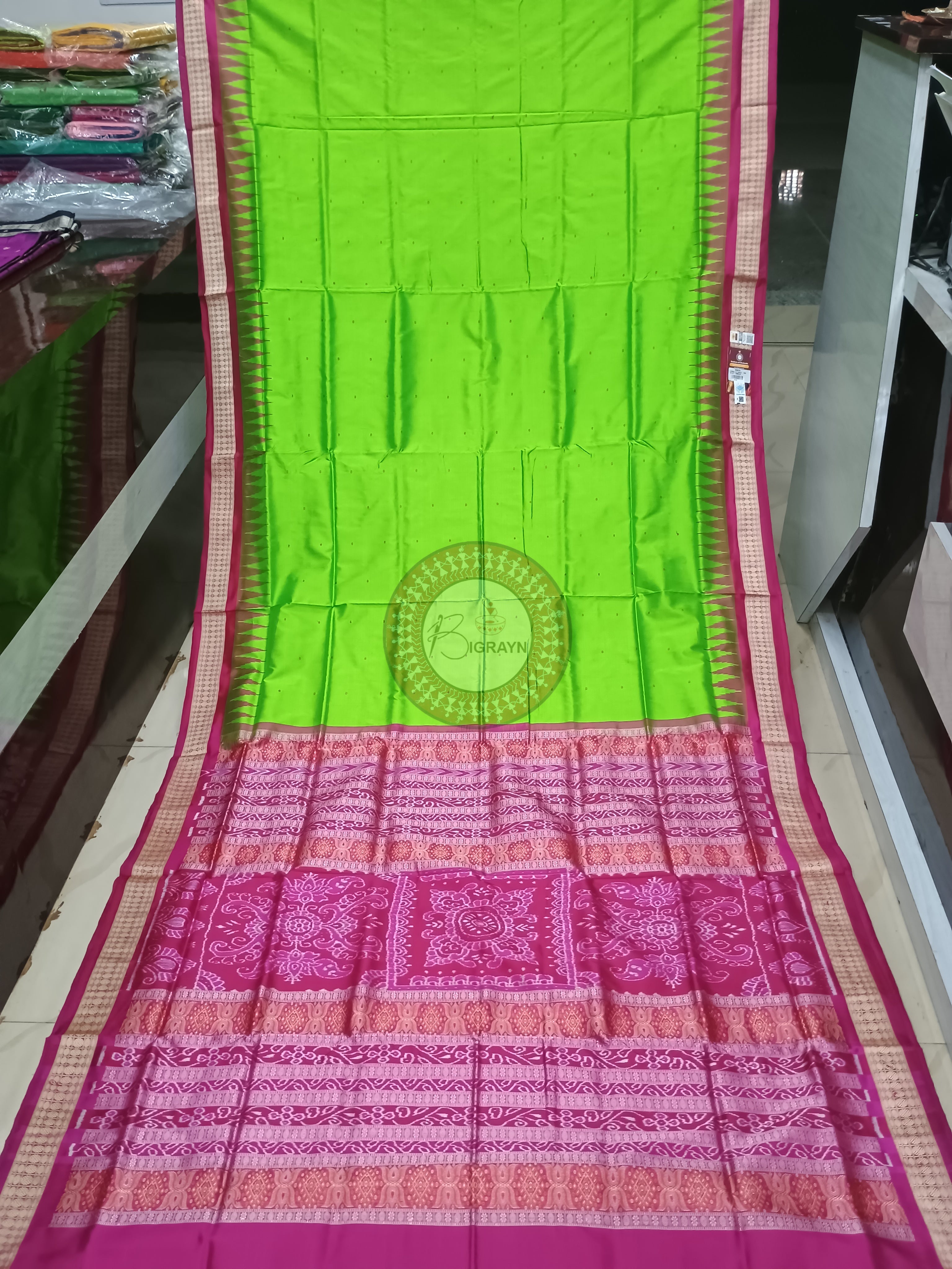Green Magenta Buti Odisha Handloom Bomkai Silk Saree