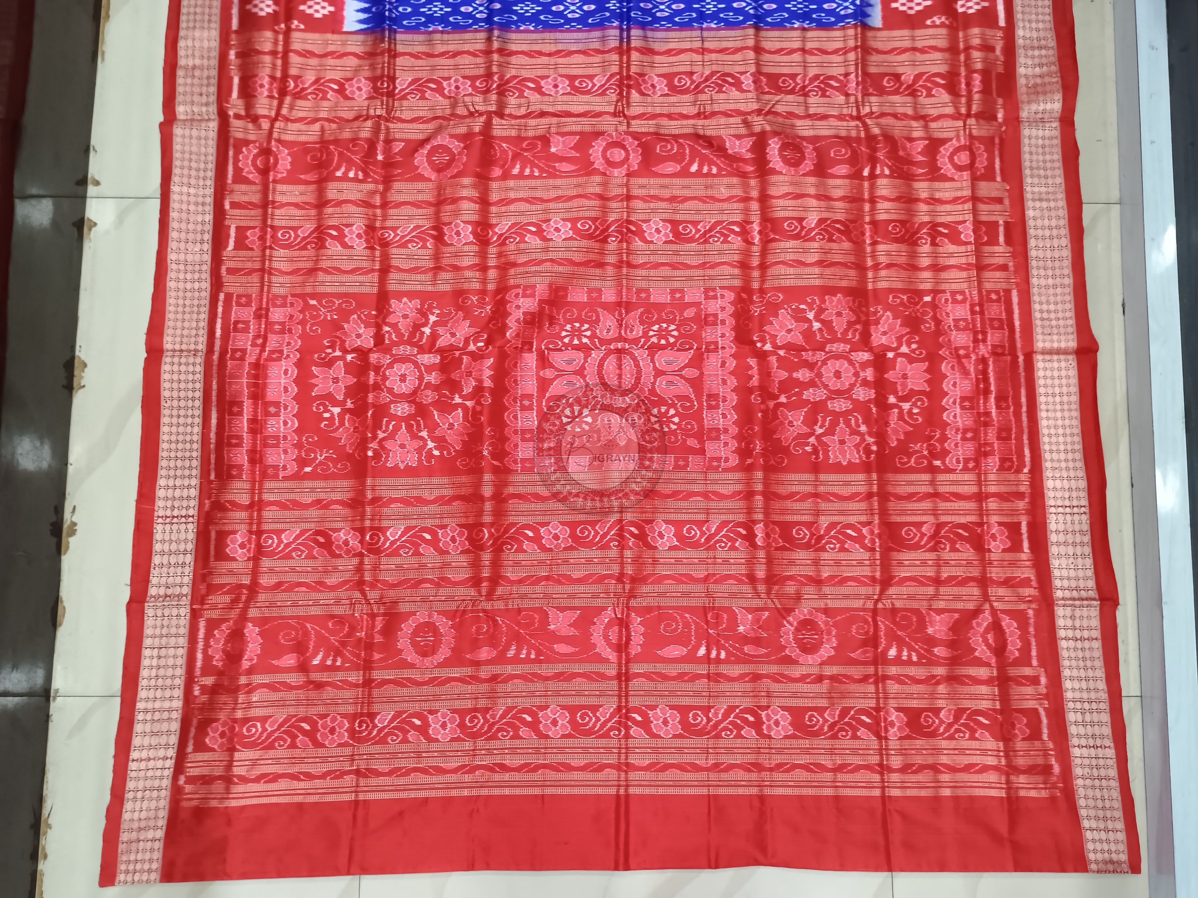 Blue Red Scot Pasapali Odisha Handloom Sambalpuri Silk Saree